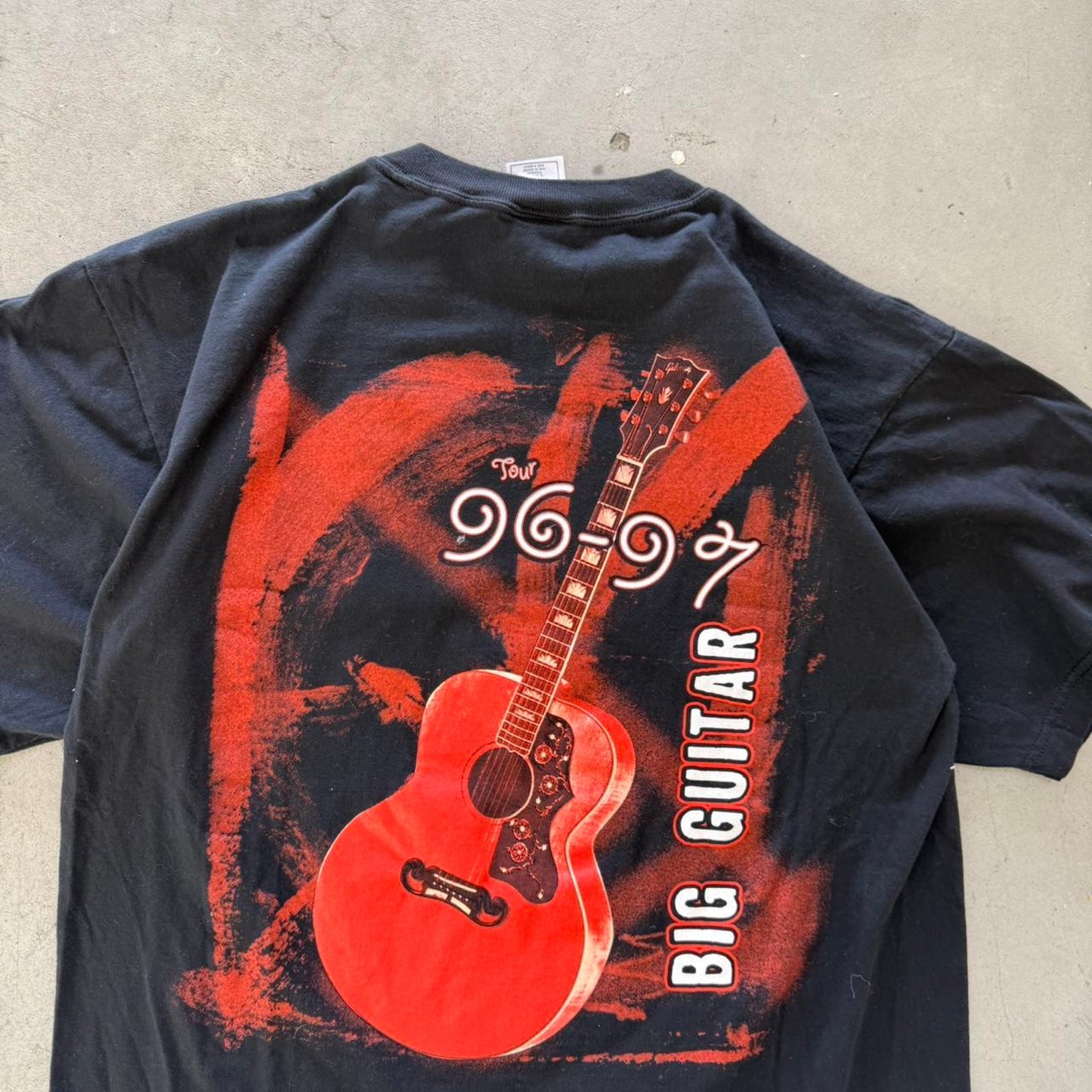 Vintage 1997 Blackhawk Big Guitar Tour Band T-Shirt - X-Large