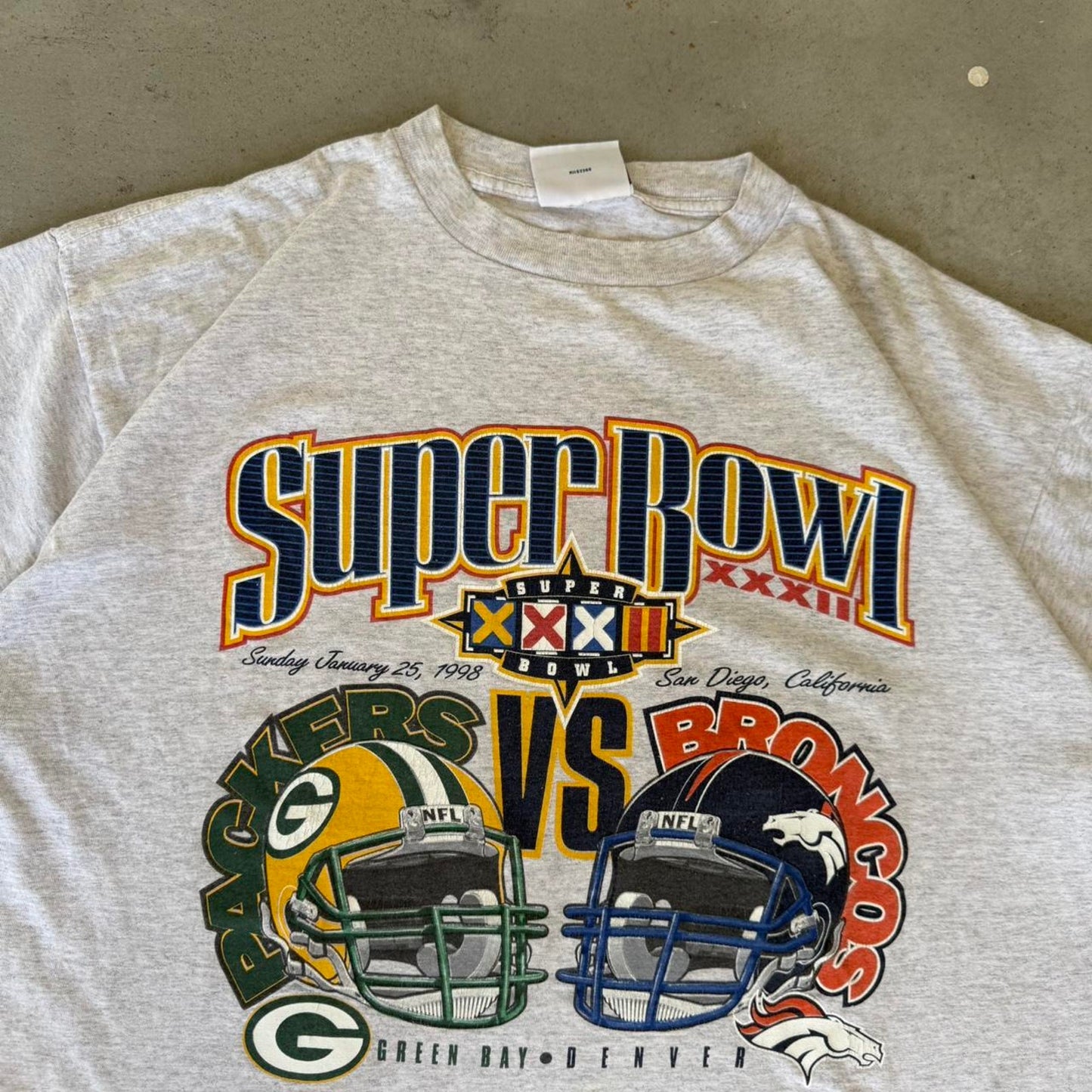 Vintage 90s Super Bowl XXXII Green Bay Packers Denver Broncos NFL T-Shirt - X-Large