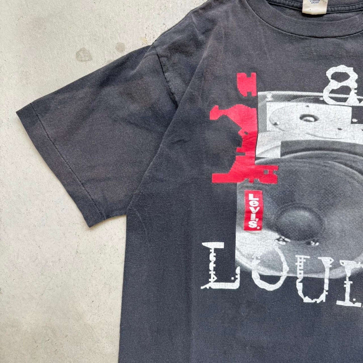 Vintage 90s Faded Black Levi’s I Am Loud T-Shirt - X-Large
