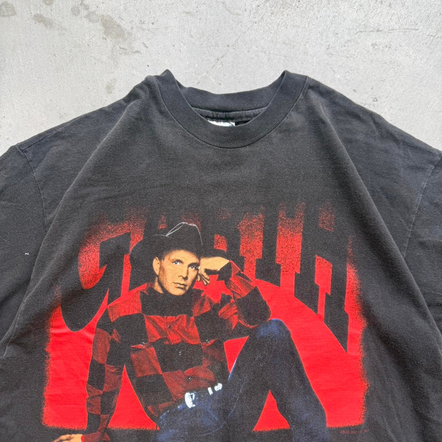Vintage 90s Garth Brooks On Tour Country Band Music T-Shirt - X-Large