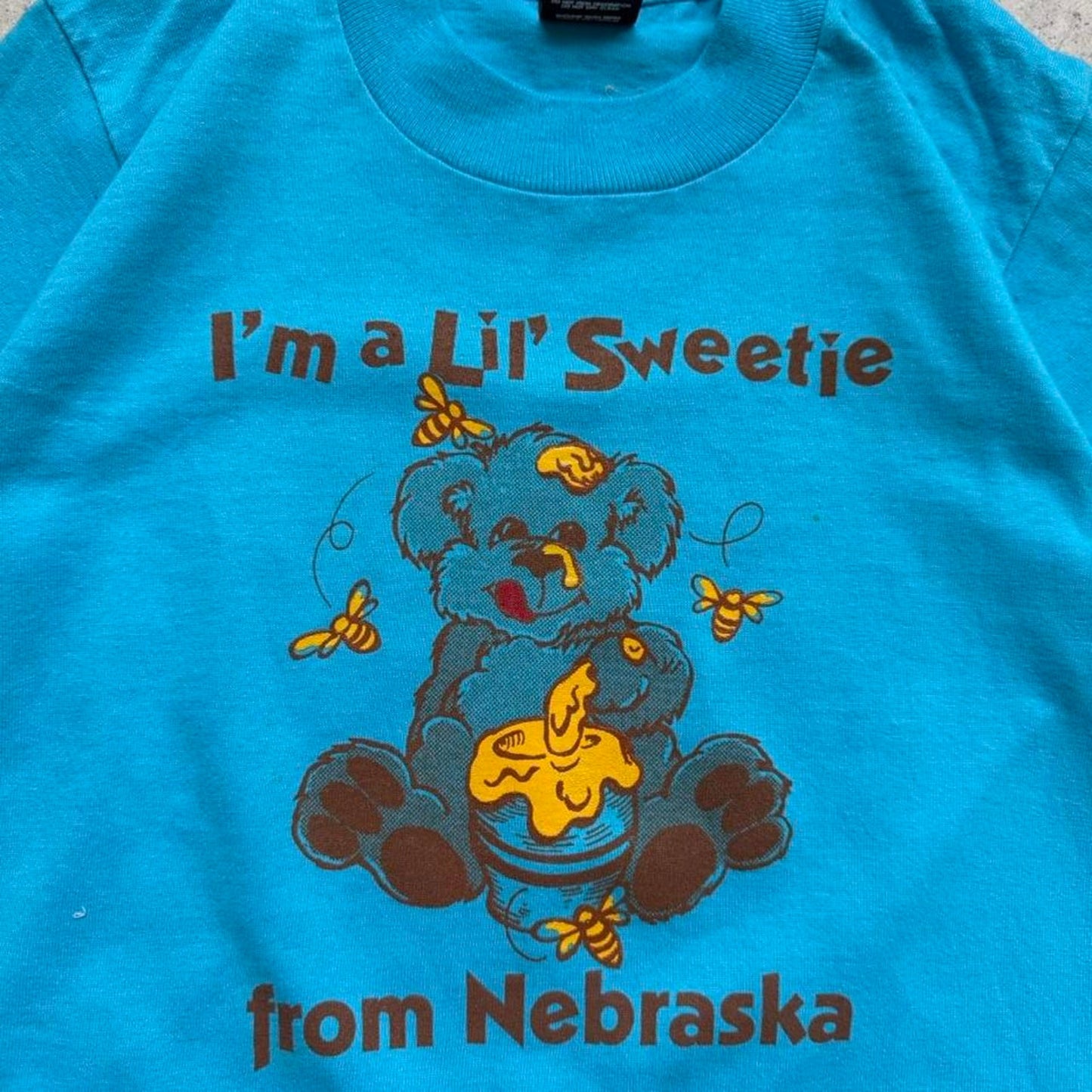 Vintage 90s I’m a Lil Sweetie From Nebraska Honey Bear T-Shirt - Kids 10/12