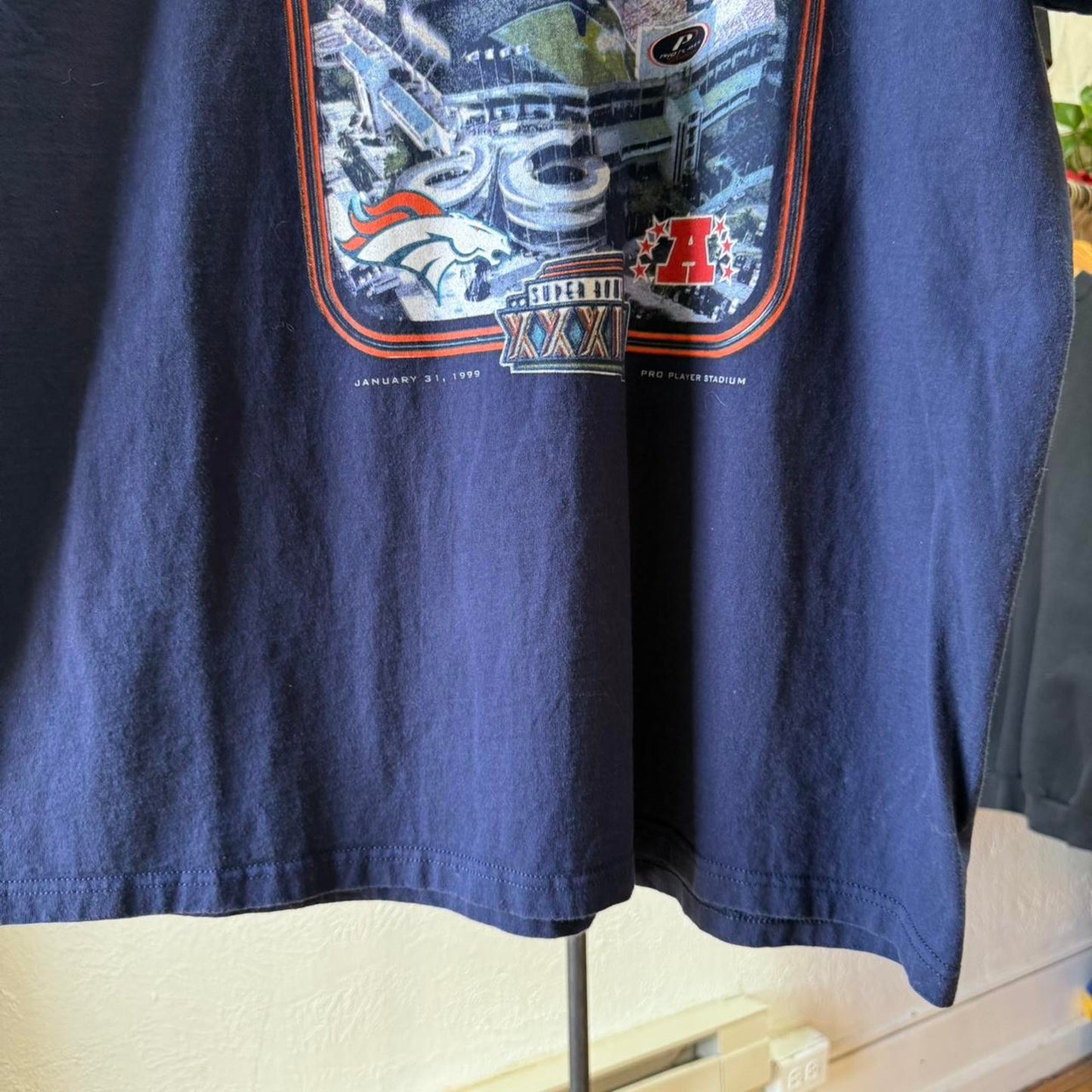 Vintage 90s Denver Broncos Super Bowl Champions NFL T-Shirt