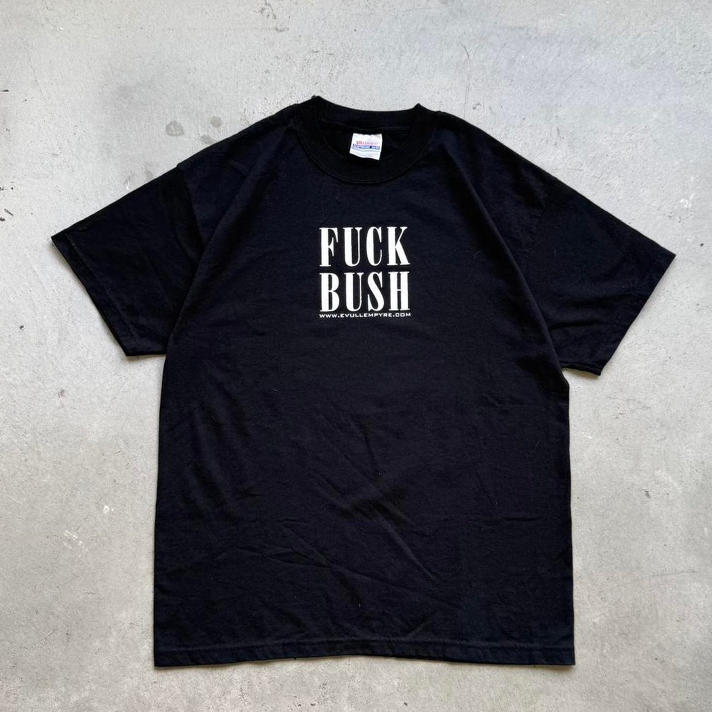 Vintage Y2K Fuck Bush Text T-Shirt - Medium