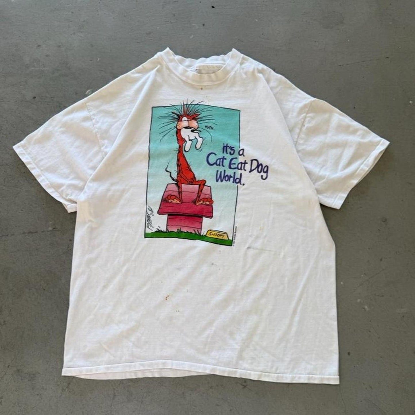Vintage 90s It’s a Car Eat Dog World Snoopy Cartoon T-Shirt - X-Large