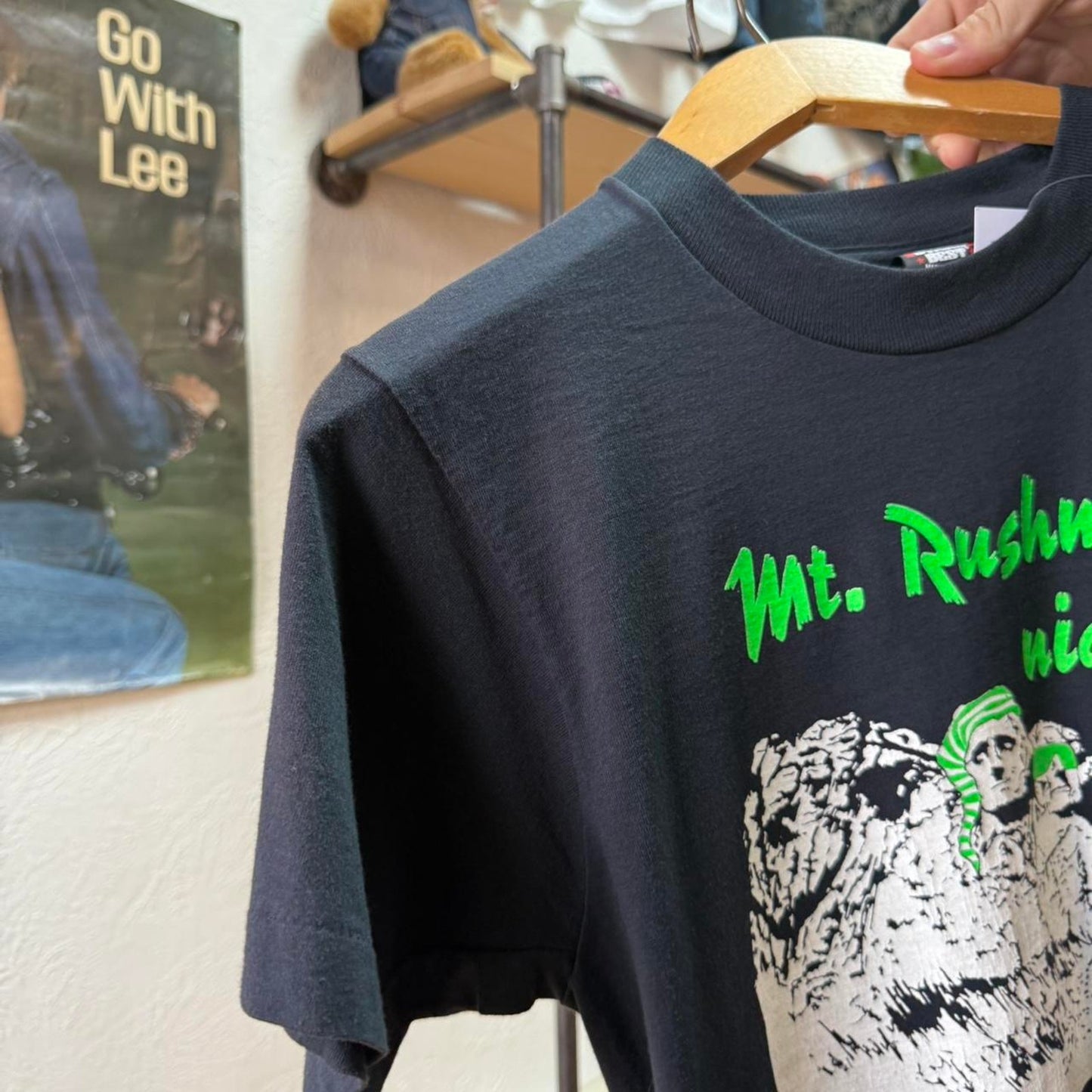 Vintage 90s Mount Rushmore at Night Full Moon Humor T-Shirt - Medium
