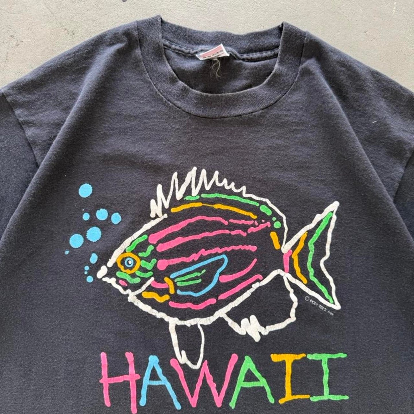 Vintage 90s Hawaii Fish Art Neon T-Shirt - X-Large