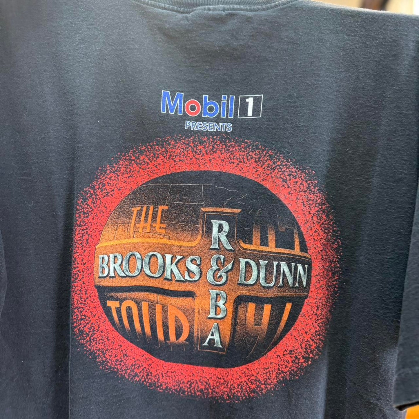 Vintage 90s Brooks and Dunn Reba Country Music Band T-Shirt