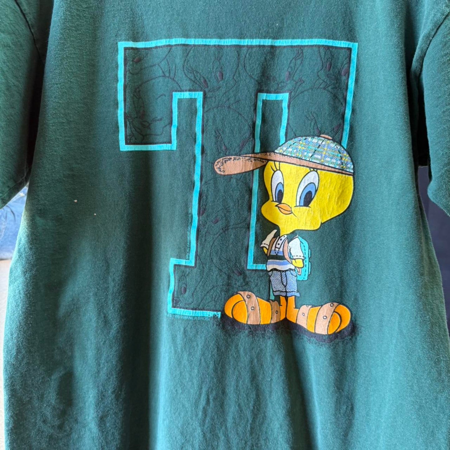 Vintage 90s Tweety Looney Tunes Cartoon T-Shirt - Large