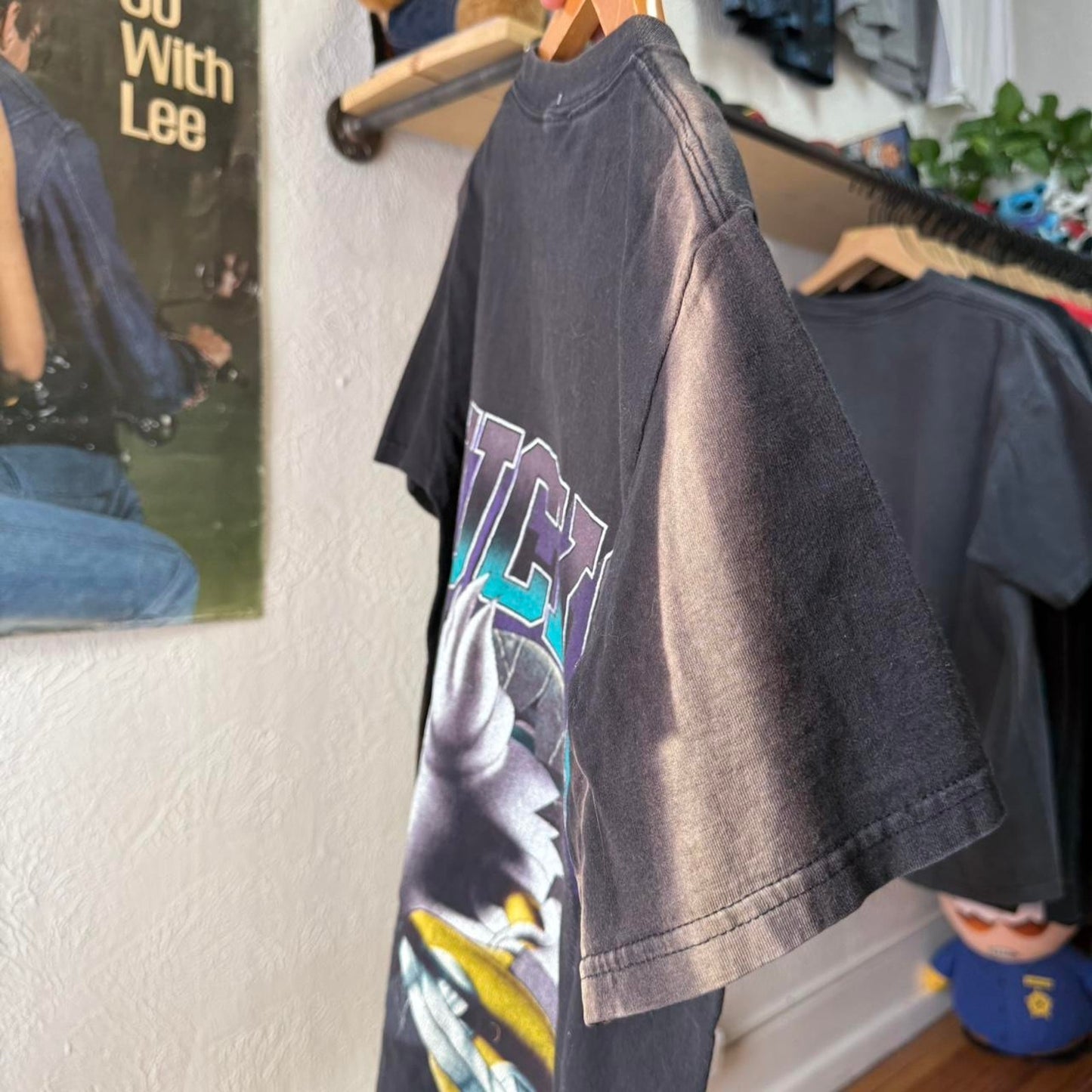 Vintage 90s Might Ducks NHL Burst Through Faded T-Shirt - Medium