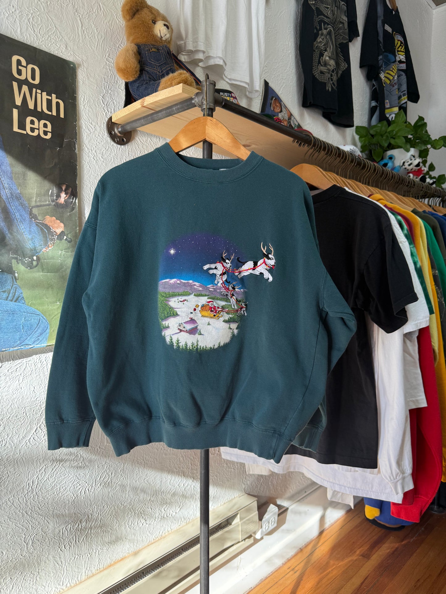 Big Dogs Christmas Crewneck - Medium