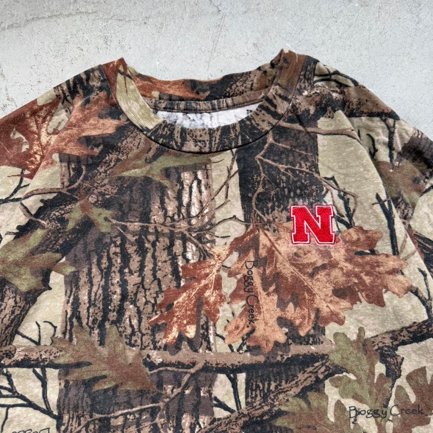Vintage Y2K Nebraska Huskers Camo T-Shirt - X-Large