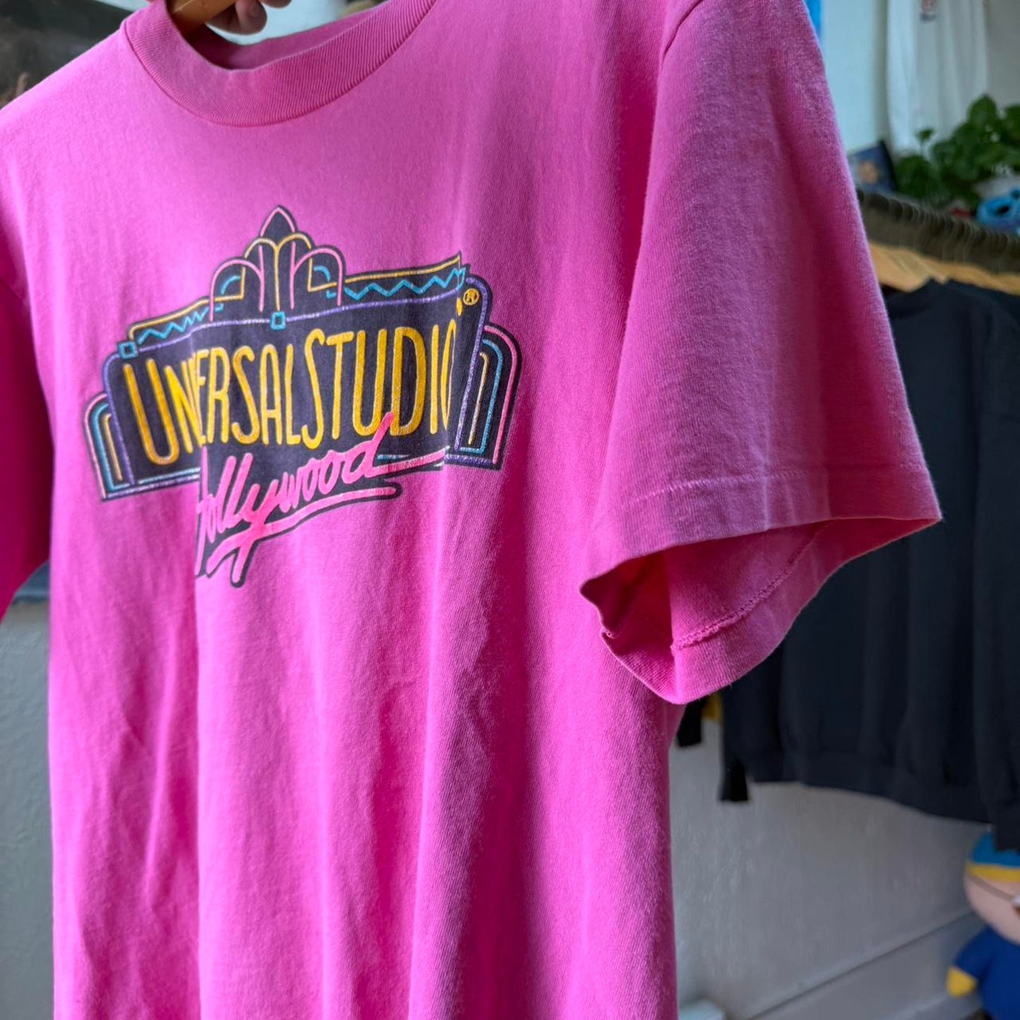 Vintage 90s Universal Studios Hollywood Logo t-Shirt - Medium