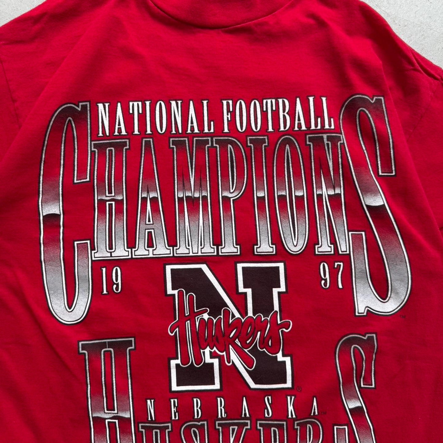 Vintage 1997 Nebraska Huskers Champions Football T-Shirt - Large
