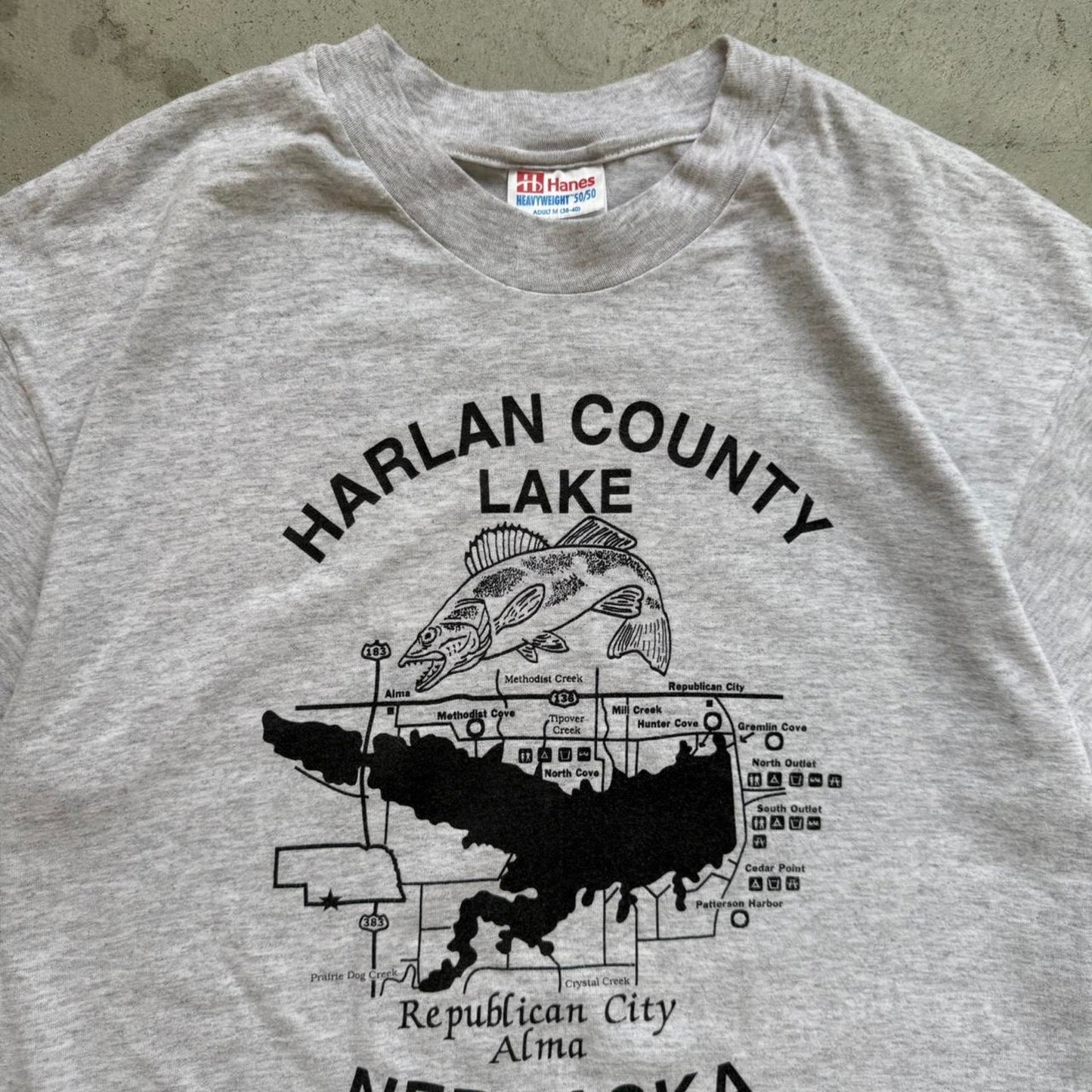 Vintage 90s Harlan County Lake Fishing Fish T-Shirt - Medium