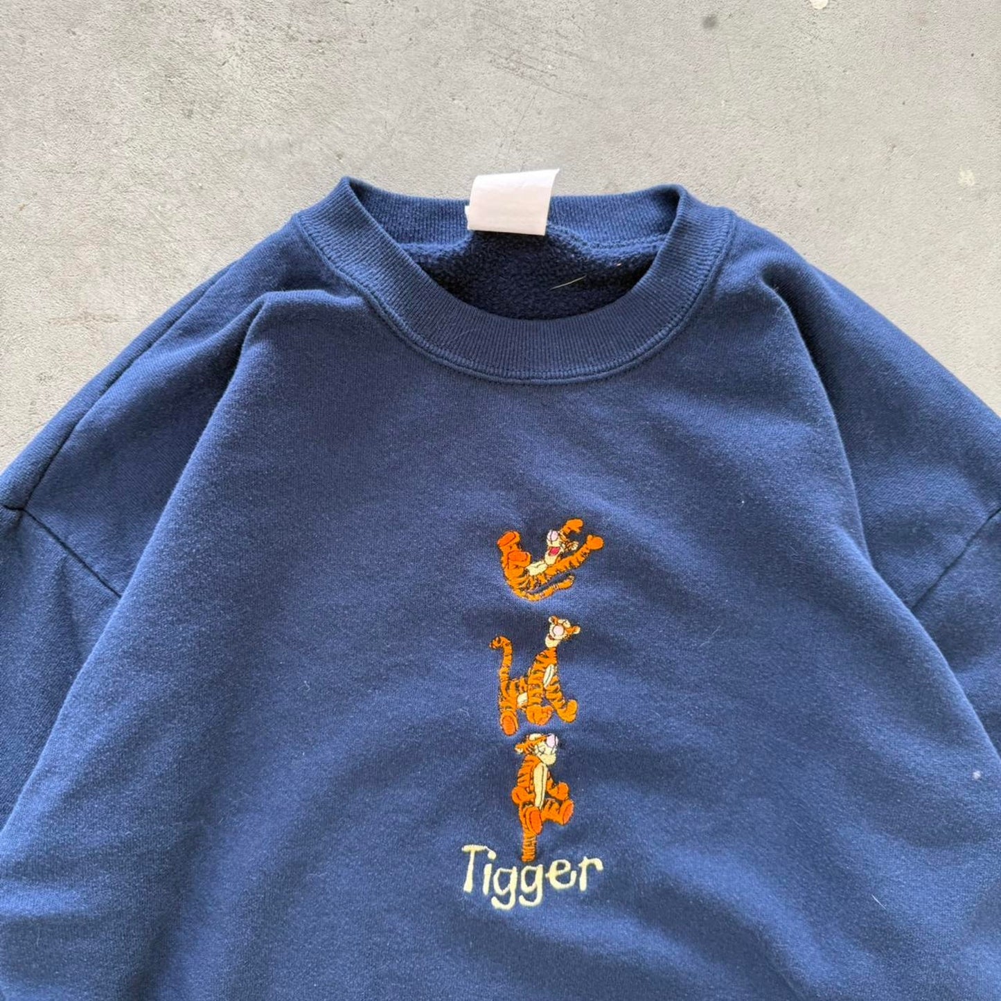 Vintage 90s Disney Tigger Winnie the Pooh Crewneck - Large