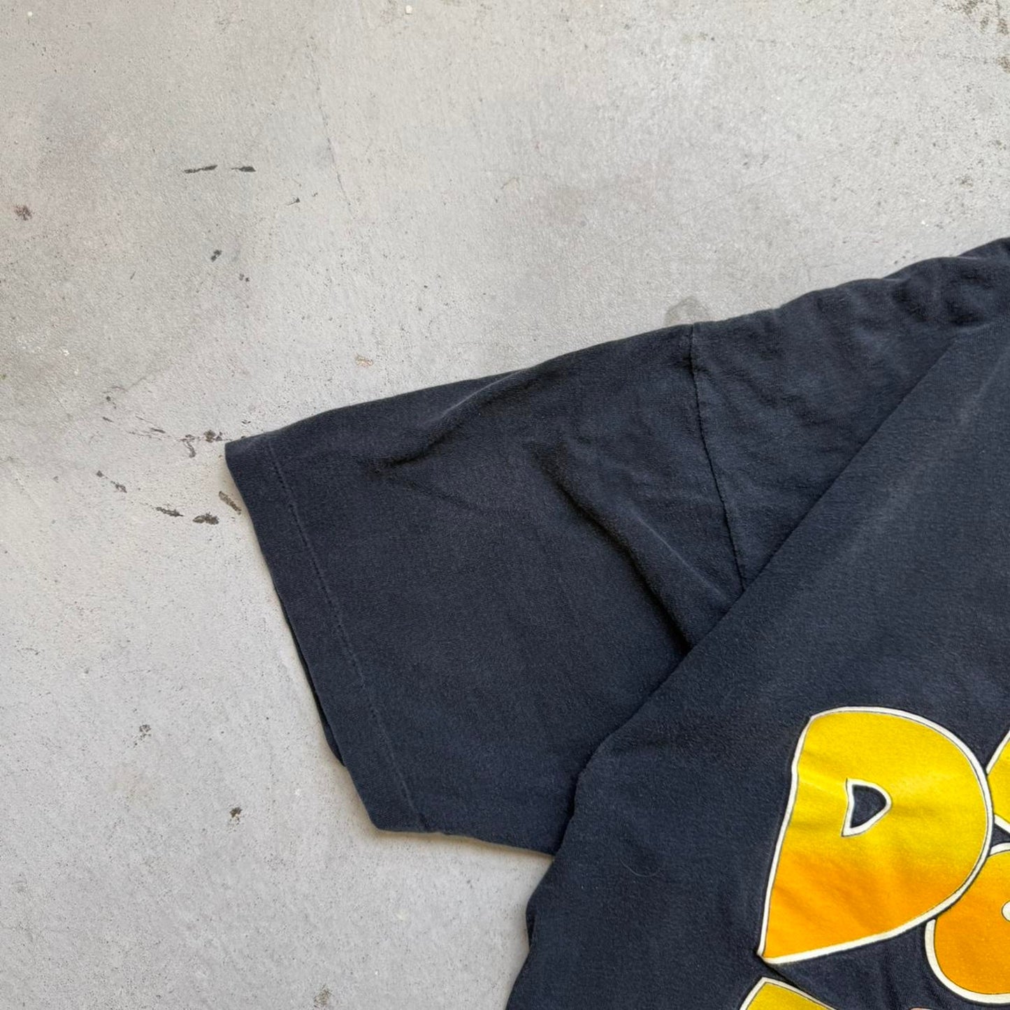Vintage 90s Daffy Duck Looney Tunes Cartoon T-Shirt - X-Large
