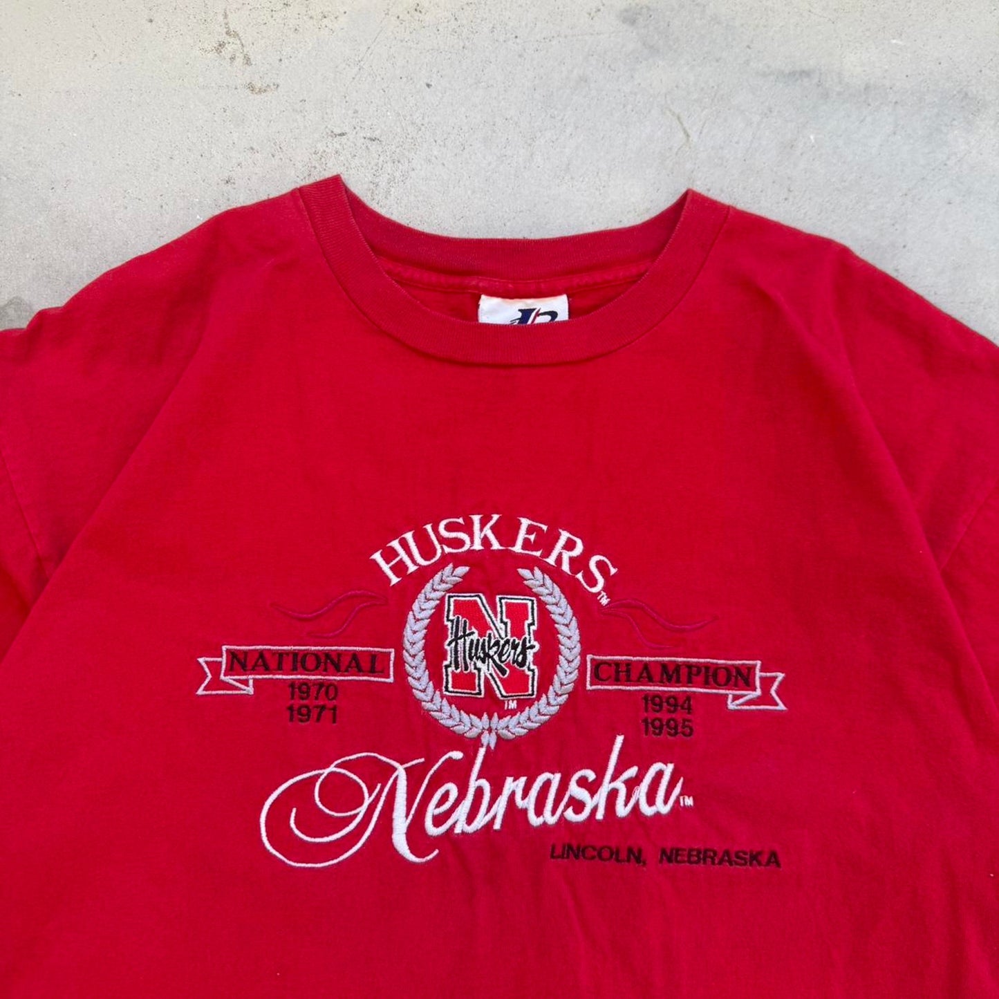 Vintage 1995 Nebraska Huskers Embroidered Championship T-Shirt - X-Large