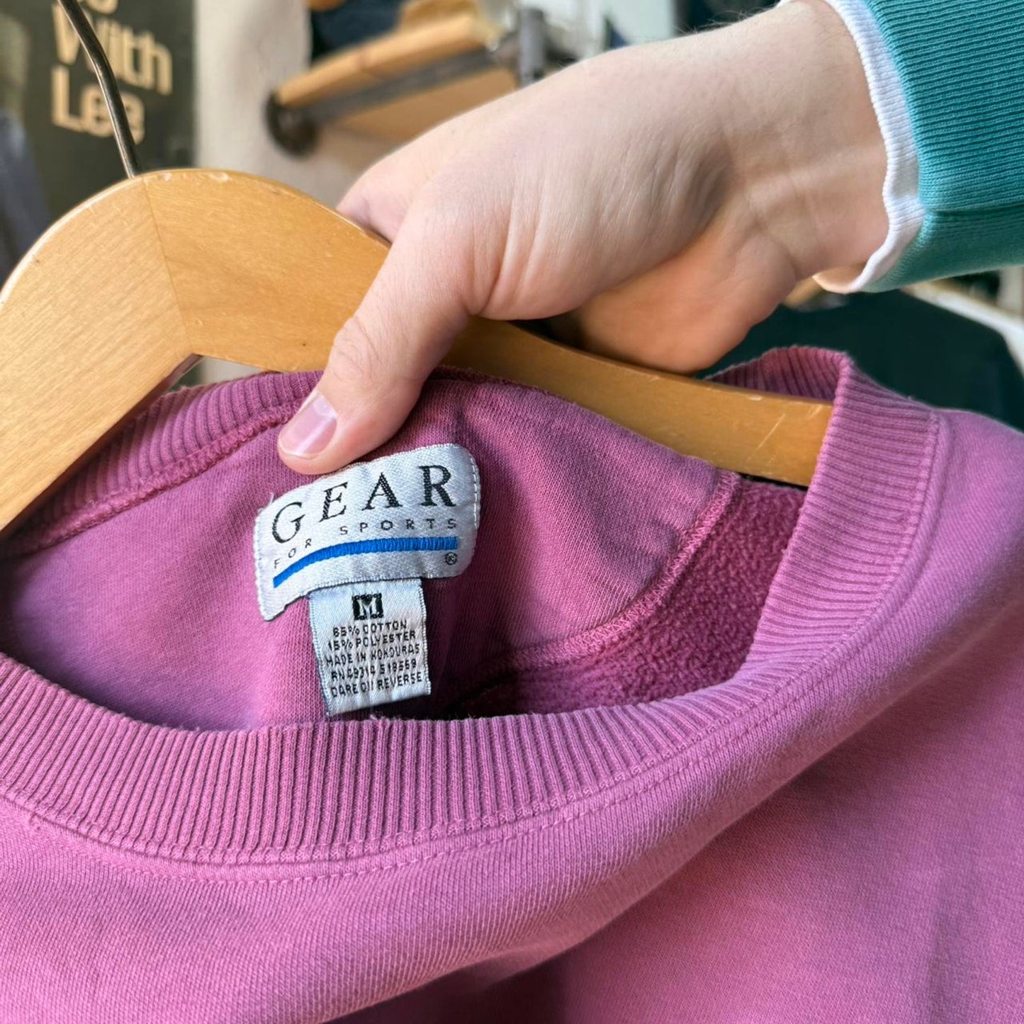 Vintage 90s The Pines Golf Country Club Crewneck - Medium