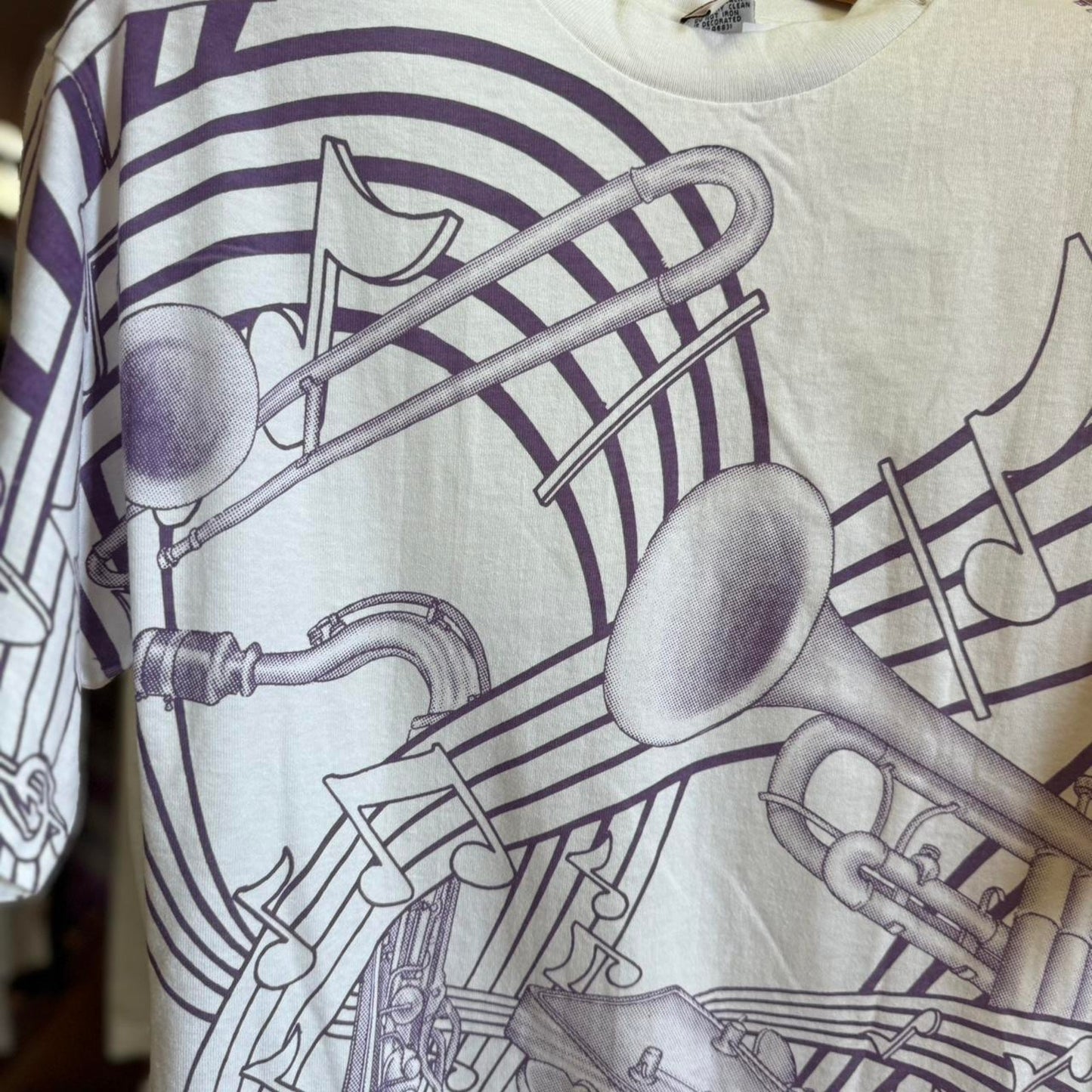 Vintage 90s Music Instrument Heat Changing Trombone Guitar T-Shirt