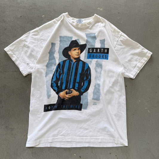 Vintage 90s Garth Brooks Ropin the Wind Country Band T-Shirt - Large