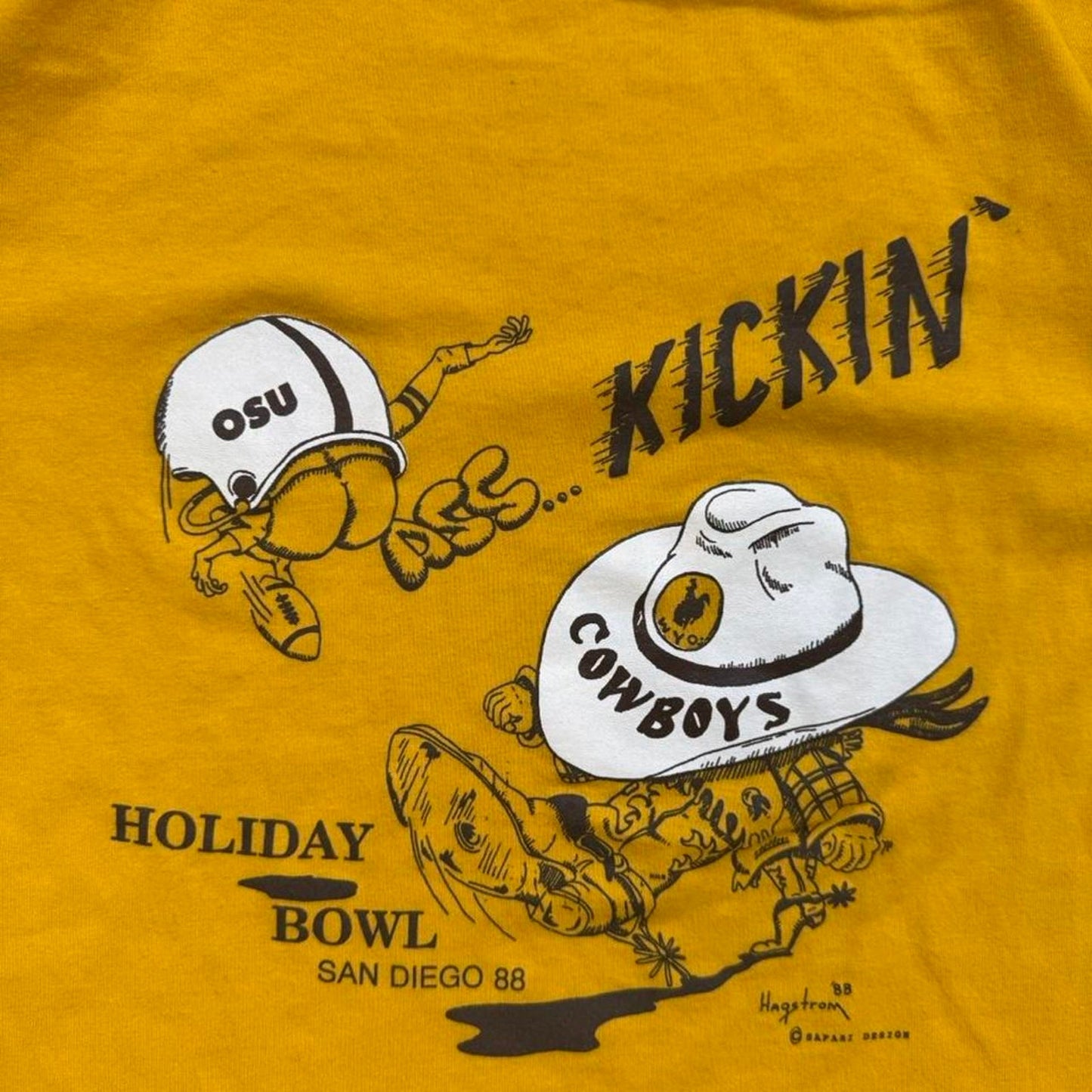 Vintage 1988 OSU VS Cowboys Holiday Bowl T-Shirt - Large