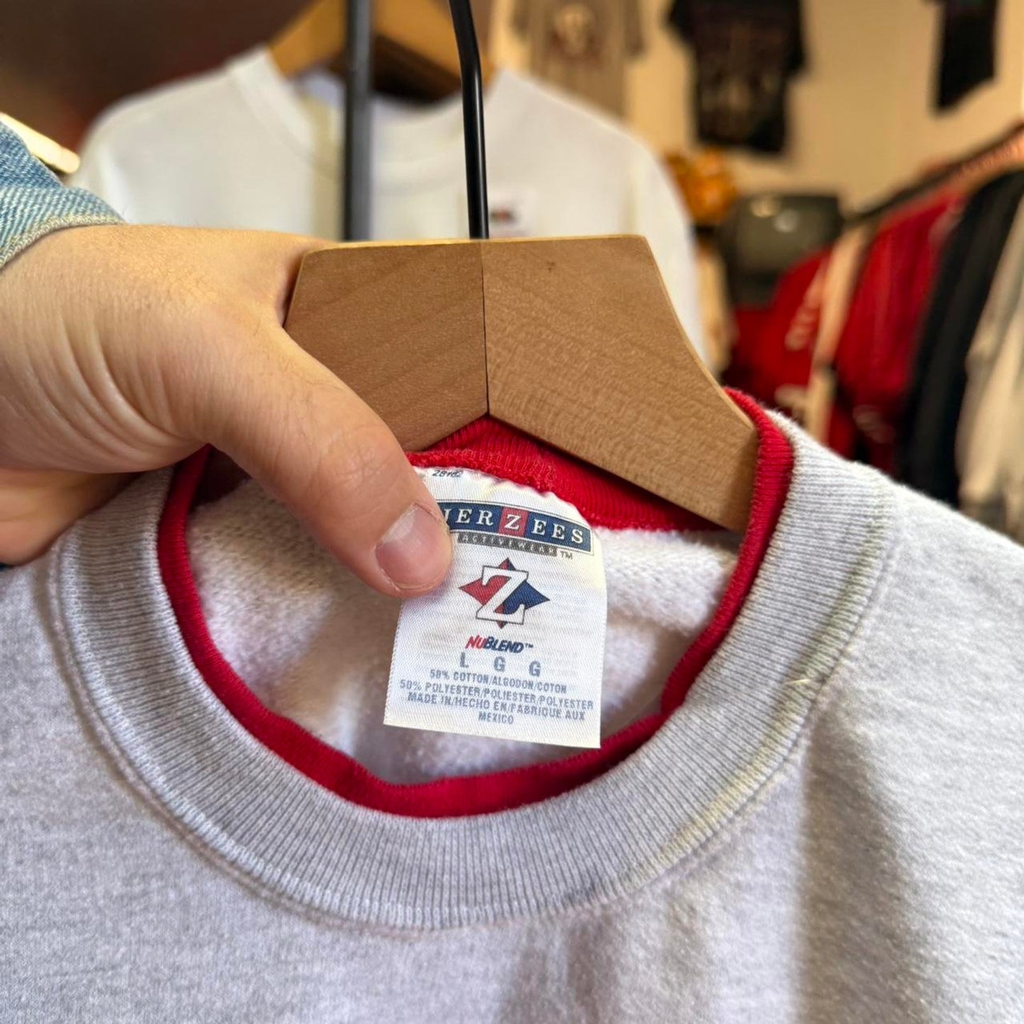 Vintage 90s Nebraska Huskers USA Flag Crewneck - Large