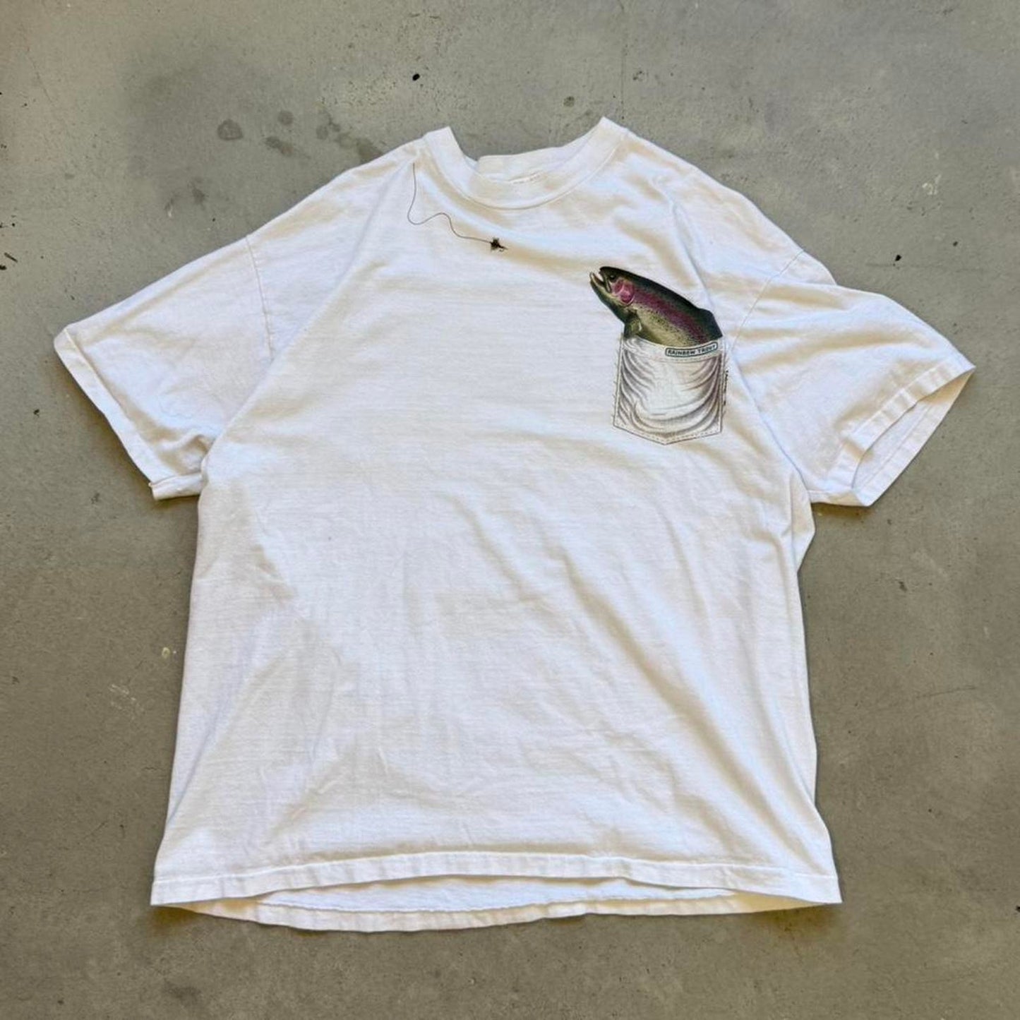 Vintage 90s Fishing Salmon Pocket Animal T-Shirt - X-Large