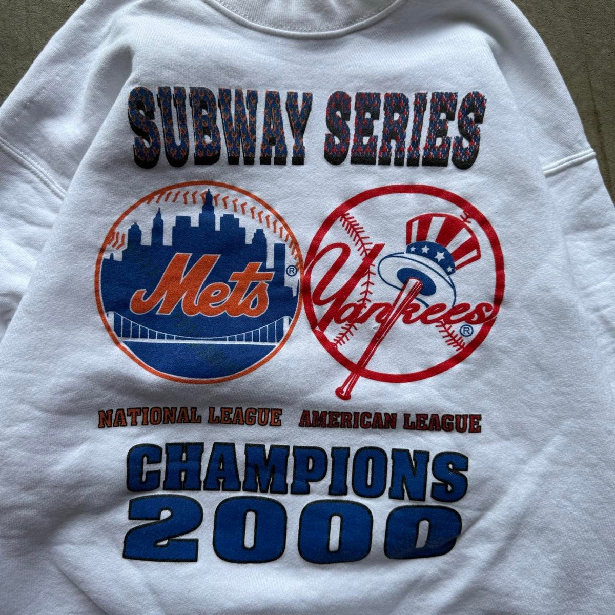 Vintage 2000 Subway Series Mets and Yankees MLB Crewneck - Large