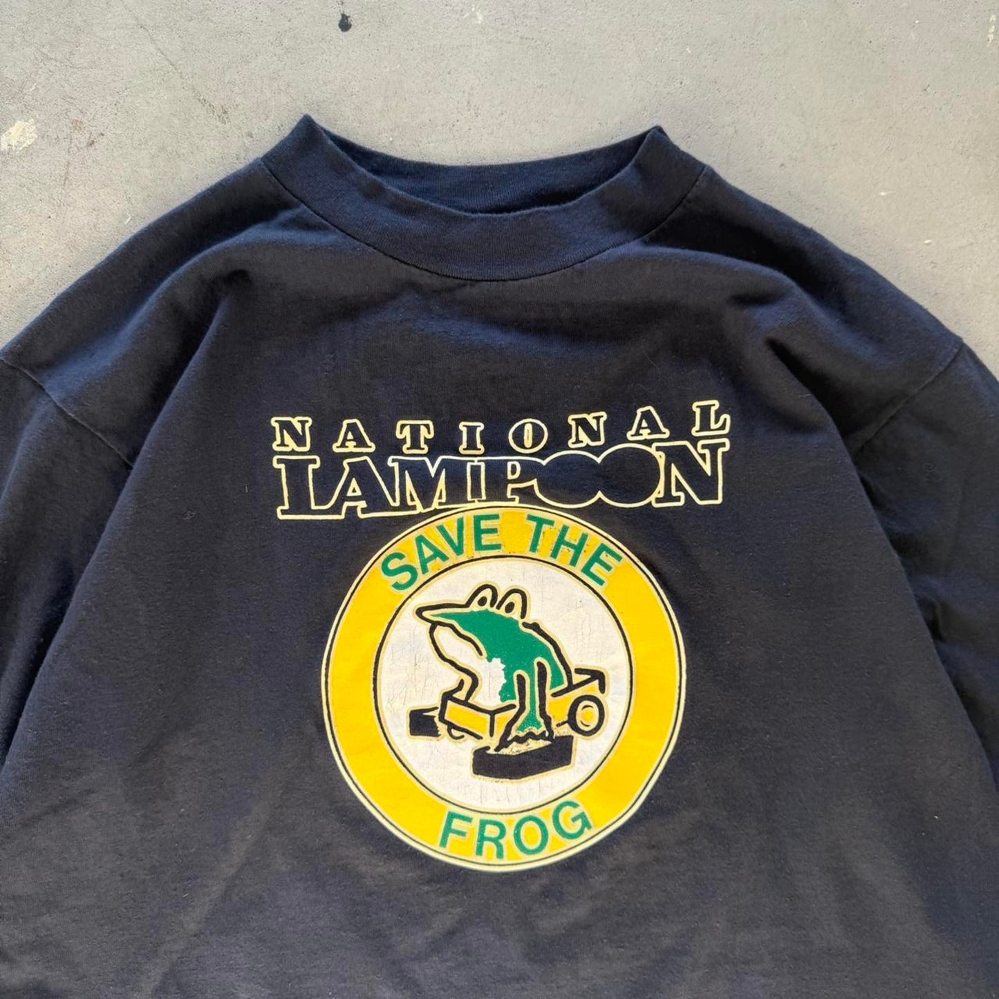 Vintage 90s National Lampoon Save the Frog T-Shirt - Large