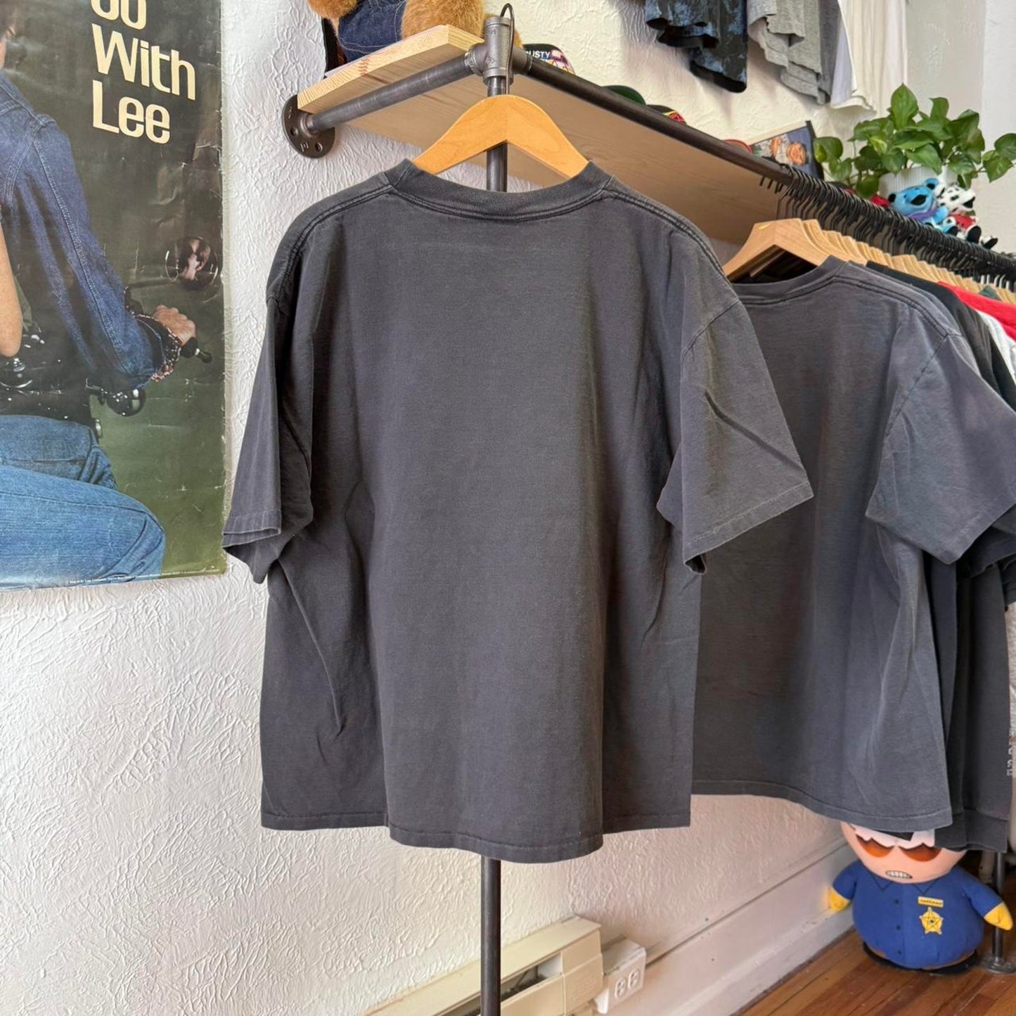 Vintage 90s Baltimore Orioles Taz Looney Tunes Cartoon MLB T-Shirt - X-Large