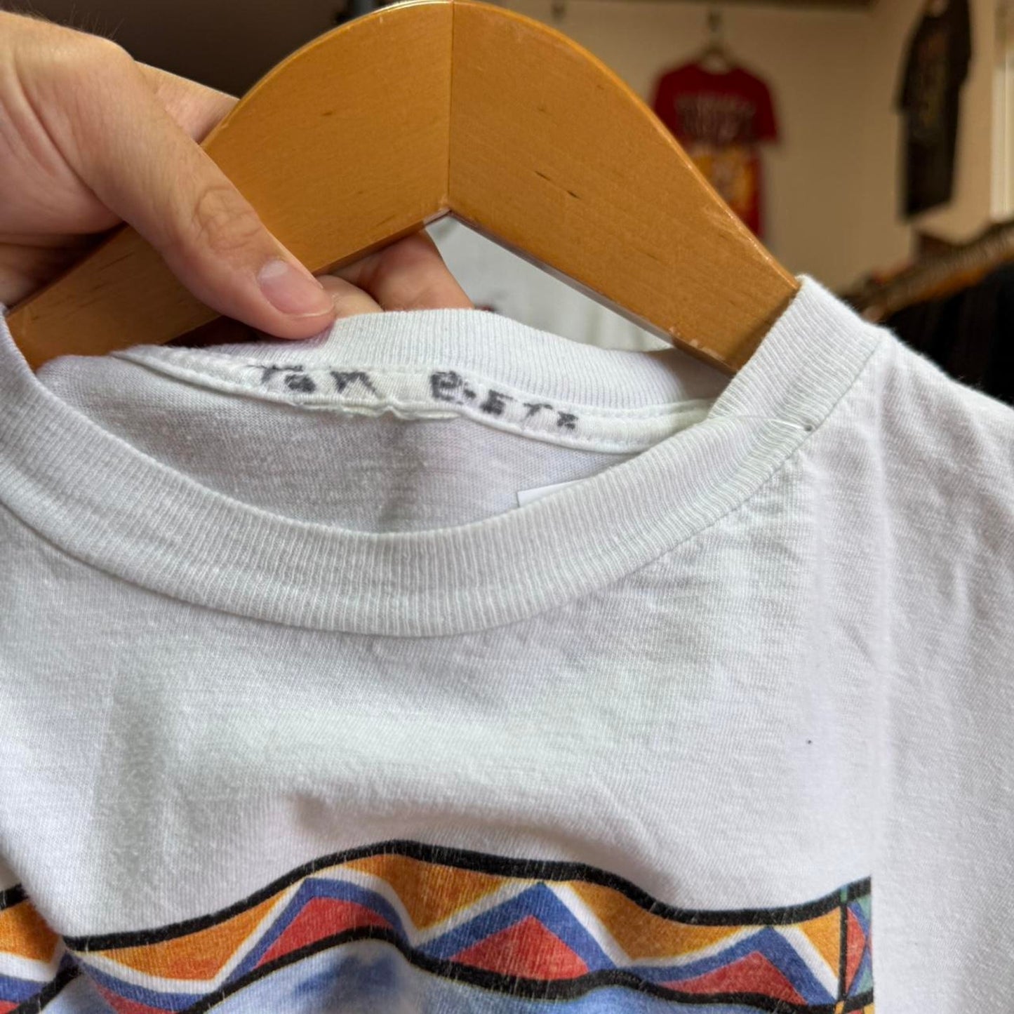 Vintage 90s Native Design Horse Animal Nature T-Shirt