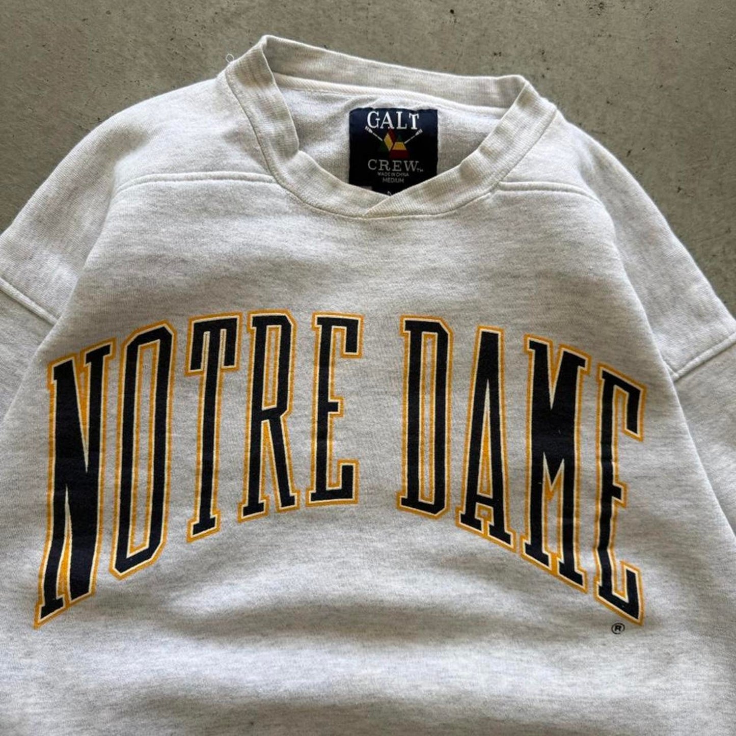 Vintage 90s Notre Dame Fighting Irish Crewneck - Medium