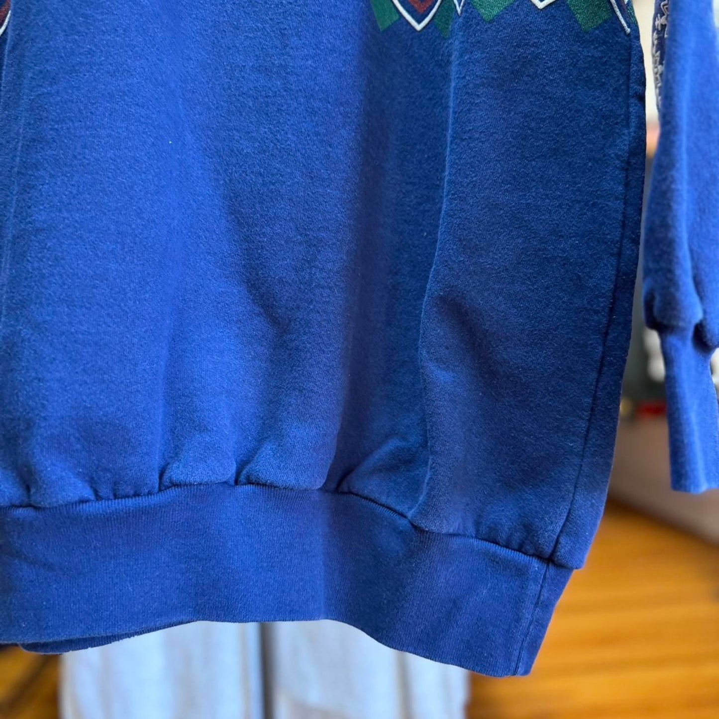 Vintage 90s Cardinal Snow Winter All Over Print Crewneck - Medium