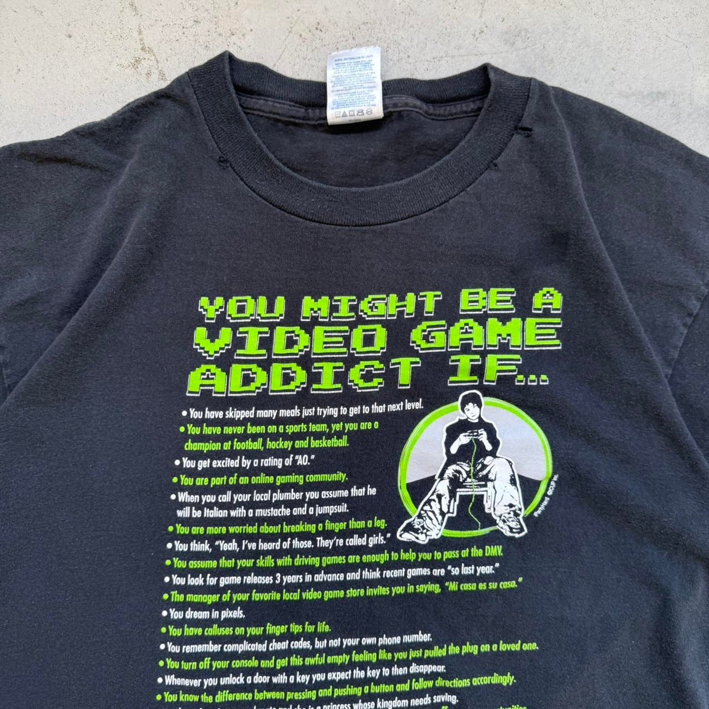 Vintage Y2K Video Game Gamer Text T-Shirt - Large