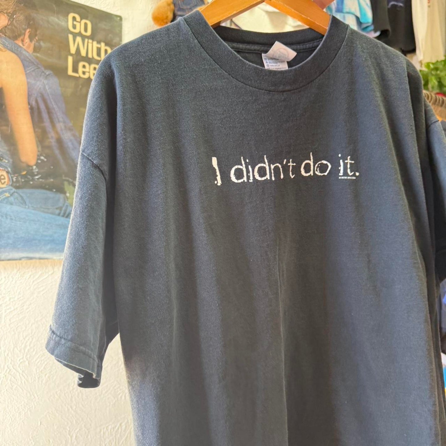 Vintage I Didn’t Do It Text Humor T-Shirt - X-Large