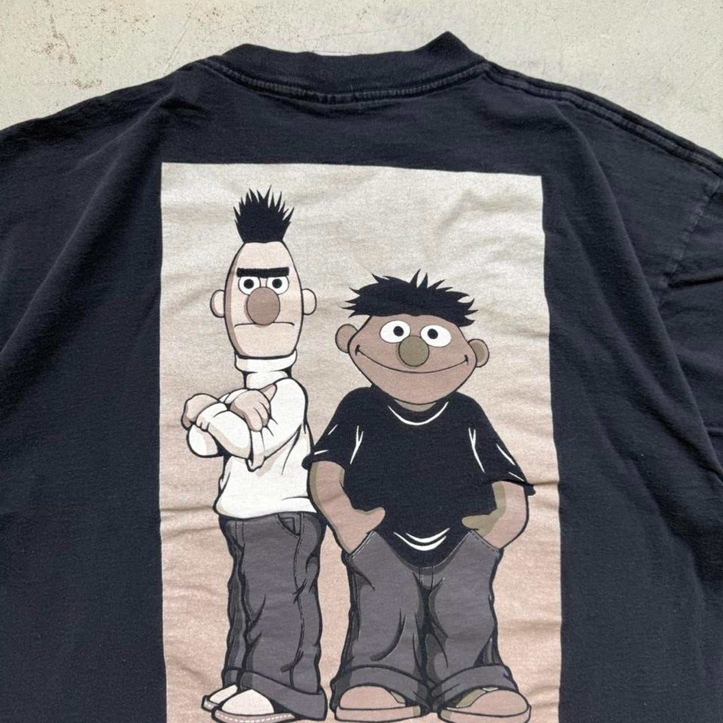 Vintage 90s Bert and Ernie Just Be Sesame Street T-Shirt - X-Large