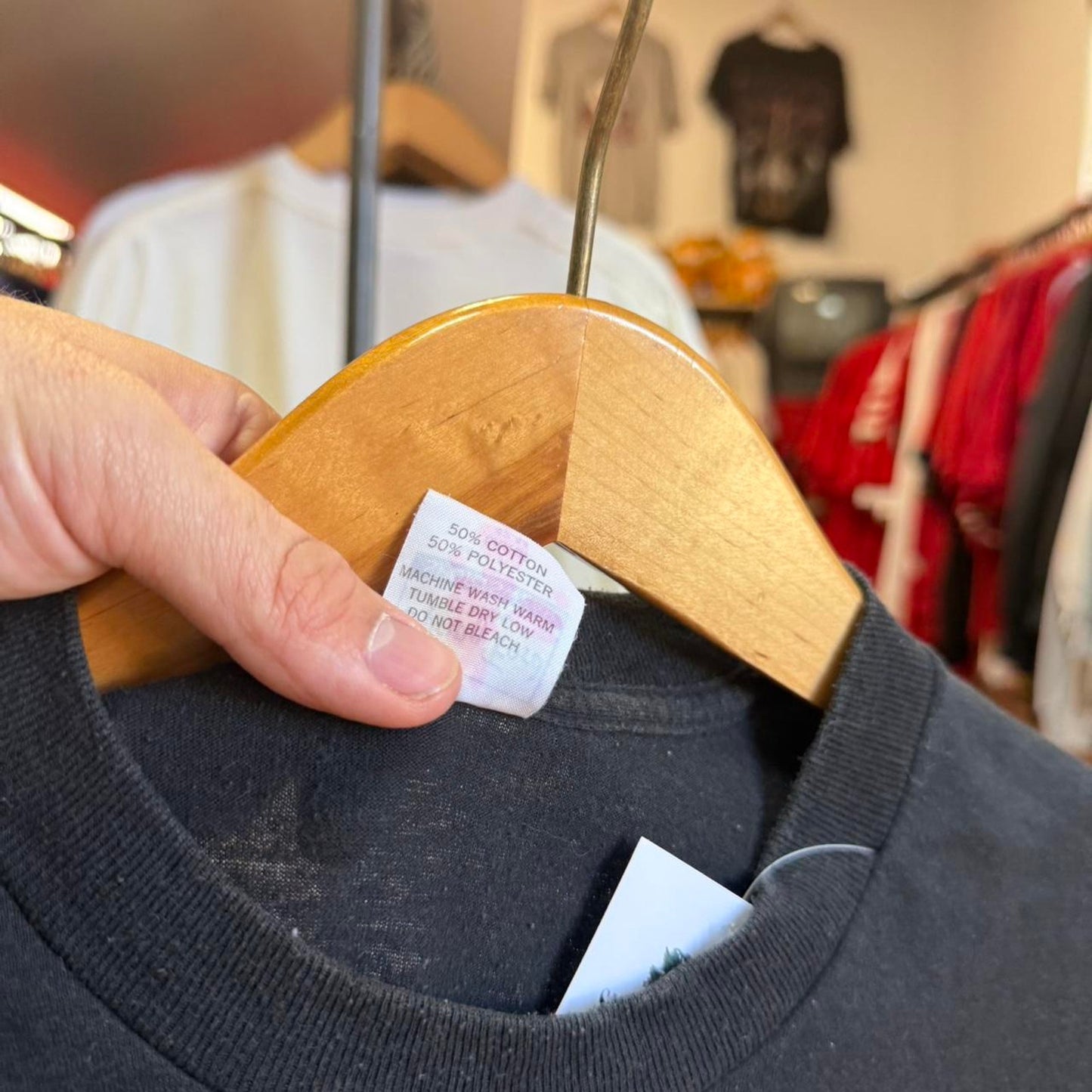 Vintage 1987 Pink Floyd World Tour Band T-Shirt - Large