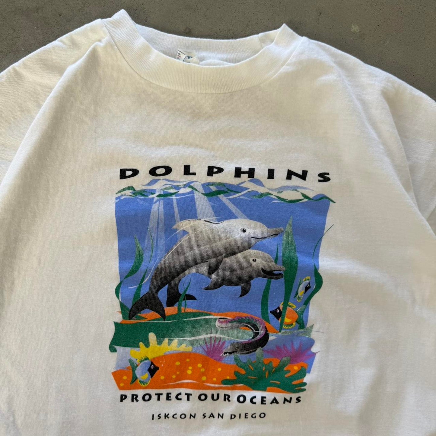 Vintage 90s Dolphins Protect Our Oceans Animal T-Shirt - Large