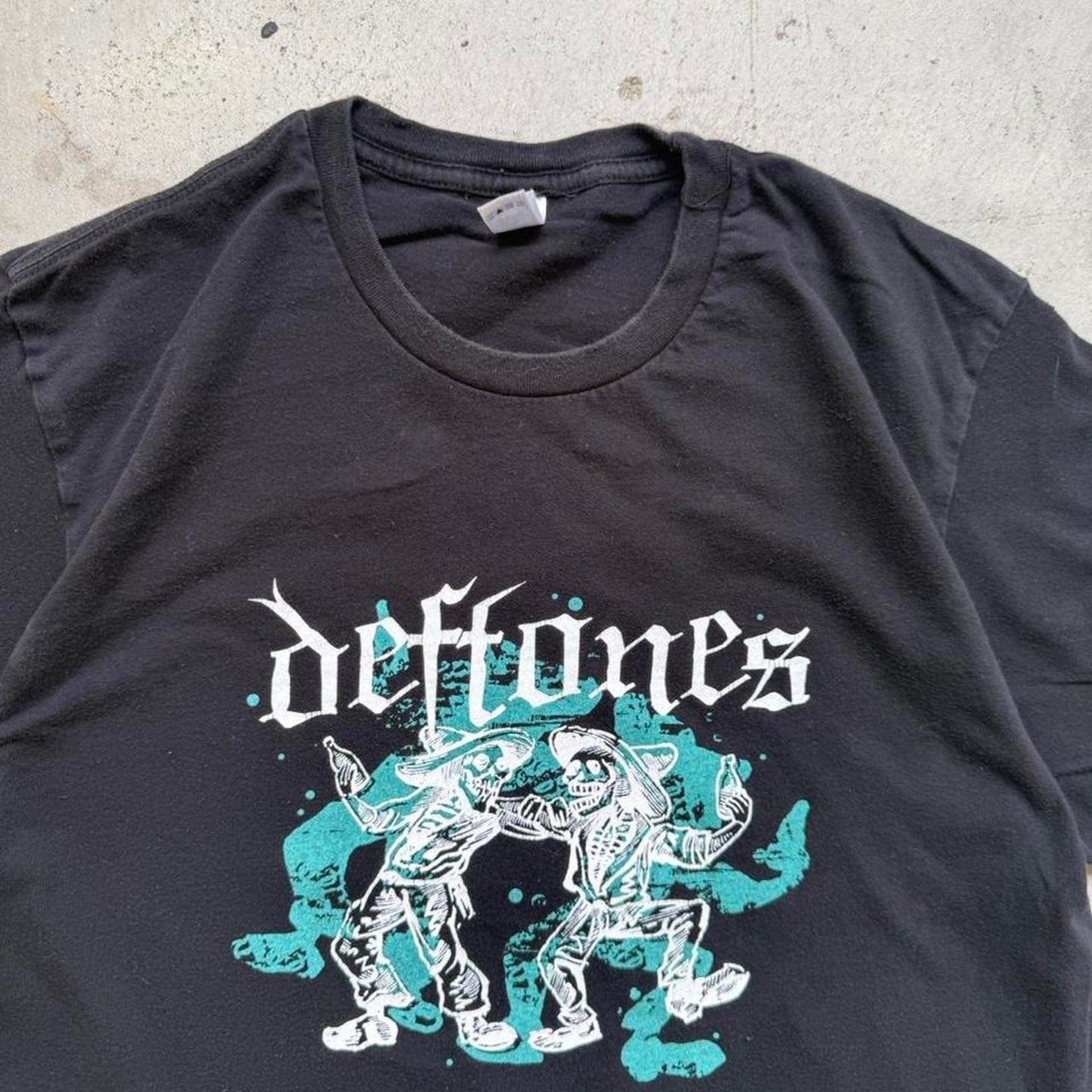 Vintage Deftones Skeleton Band T-Shirt - Large