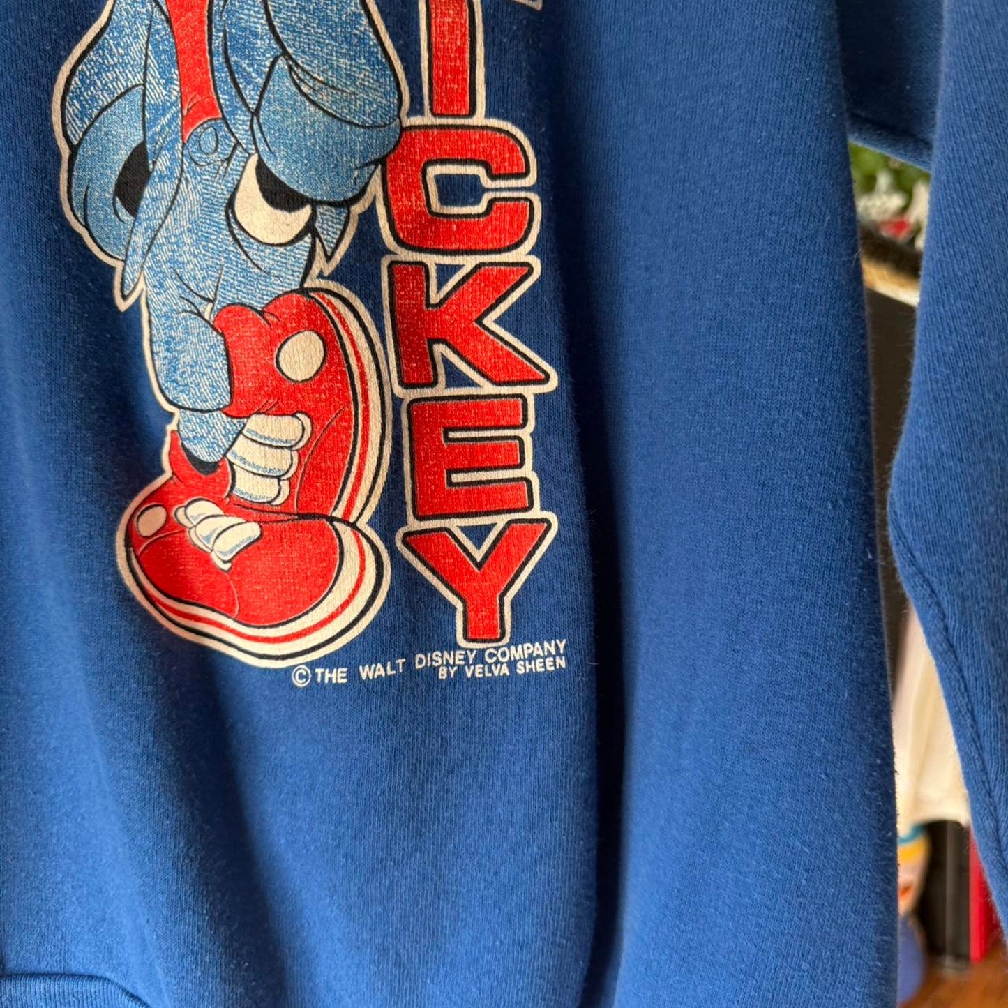 Vintage 90s Mickey Mouse Disney Cartoon Crewneck - Small