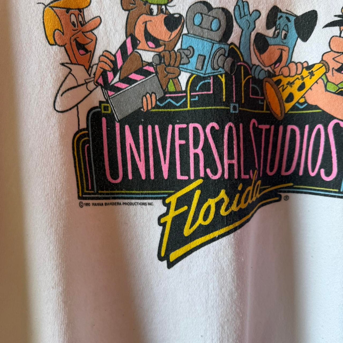Vintage 90s Universal Studios Flintstones Cartoon Cast Crewneck - Large