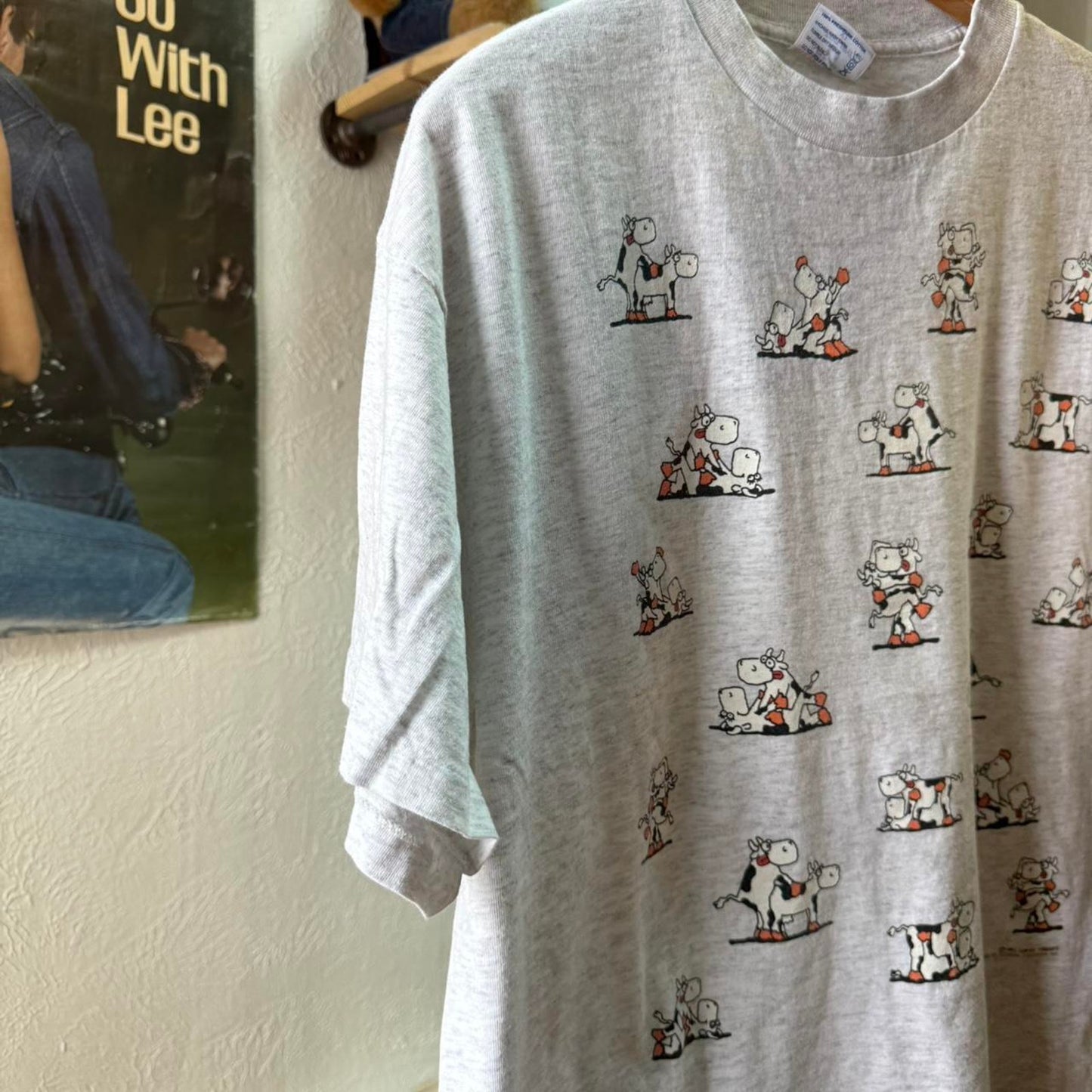 Vintage 90s Cow S*x Position Animal Cartoon T-Shirt - X-Large