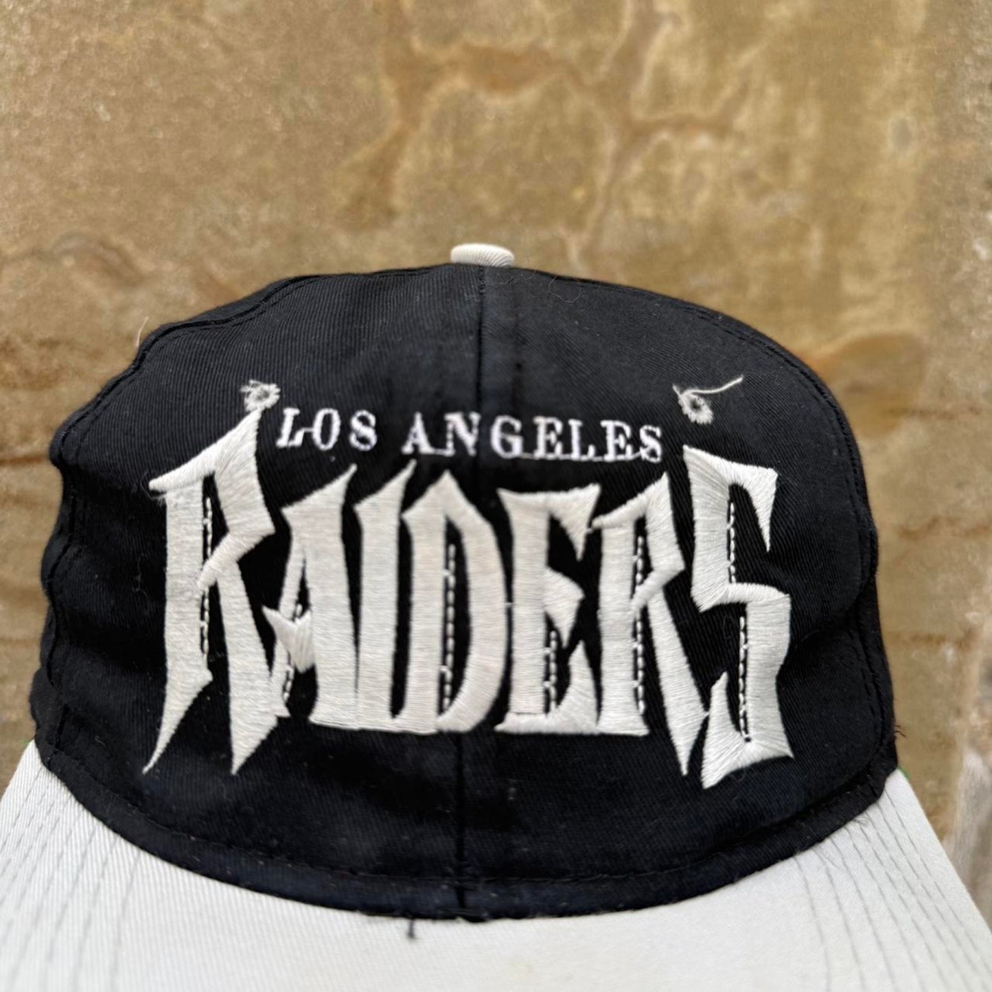 Vintage 90s Los Angeles Raiders NFL Snapback