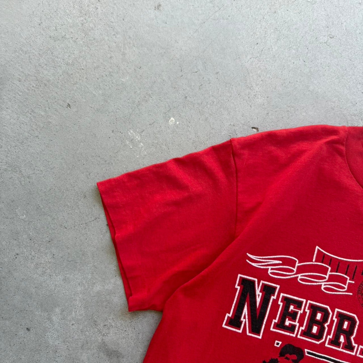 Vintage 90s Nebraska Huskers Football Player T-Shirt - Large