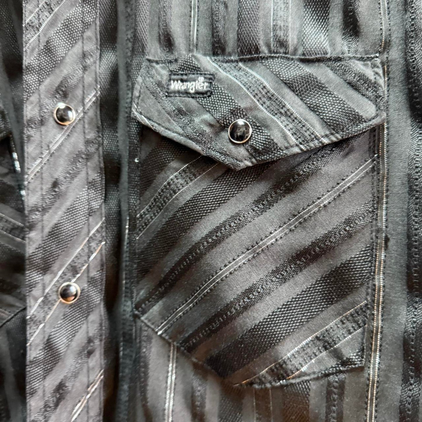 Vintage 90s Wrangler Pearl Snap Shirt - Medium