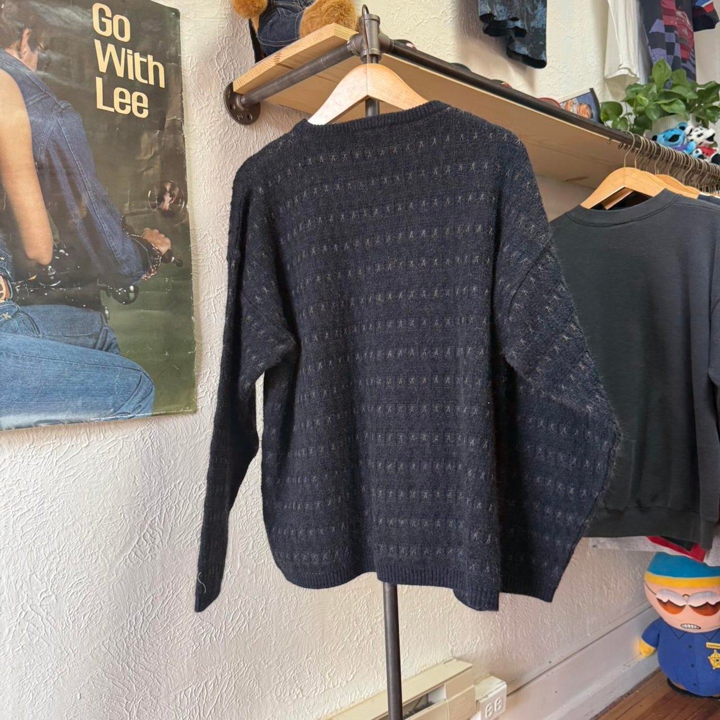 Vintage 90s Patterned Van Heusen Sweater - Large