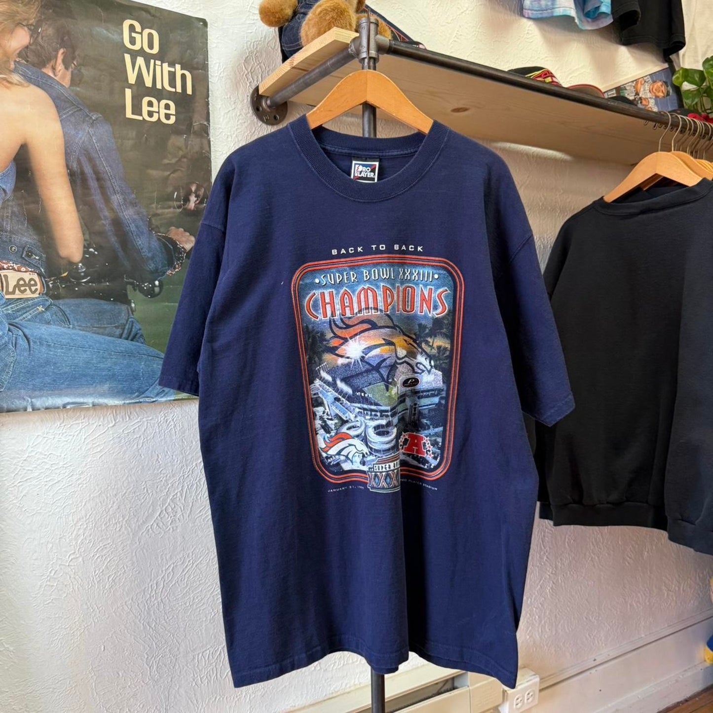 Vintage 90s Denver Broncos Super Bowl Champions NFL T-Shirt