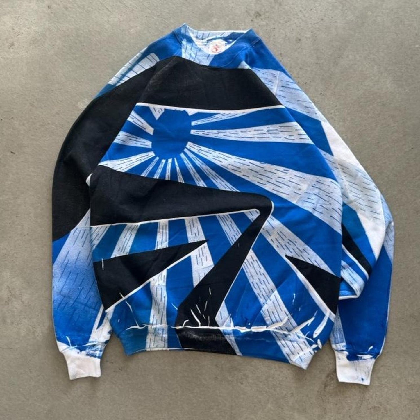Vintage 90s Japanese Flag Rising Sun AOP Crewneck - X-Large