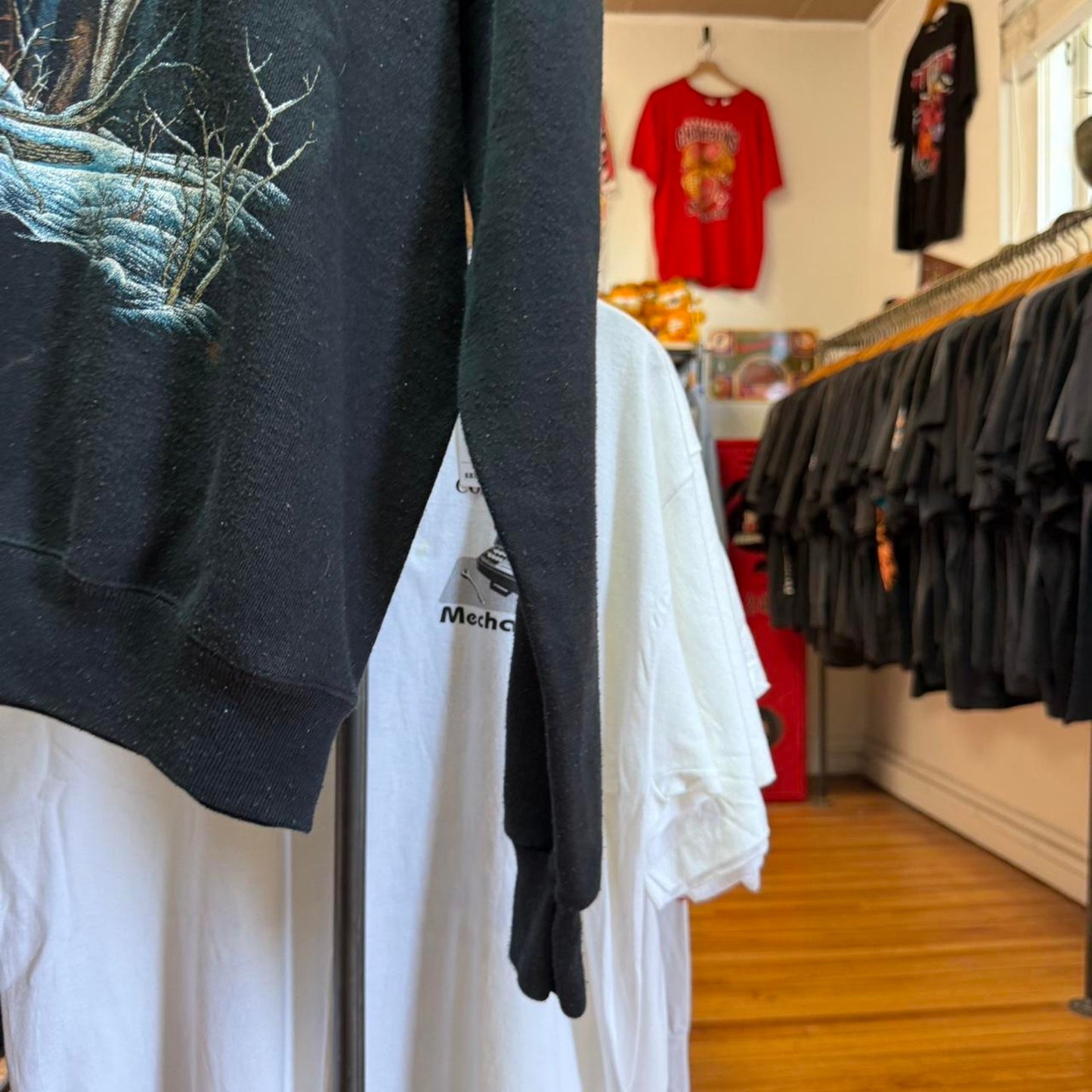 Vintage 90s Wolf Animal Nature Outdoors Crewneck