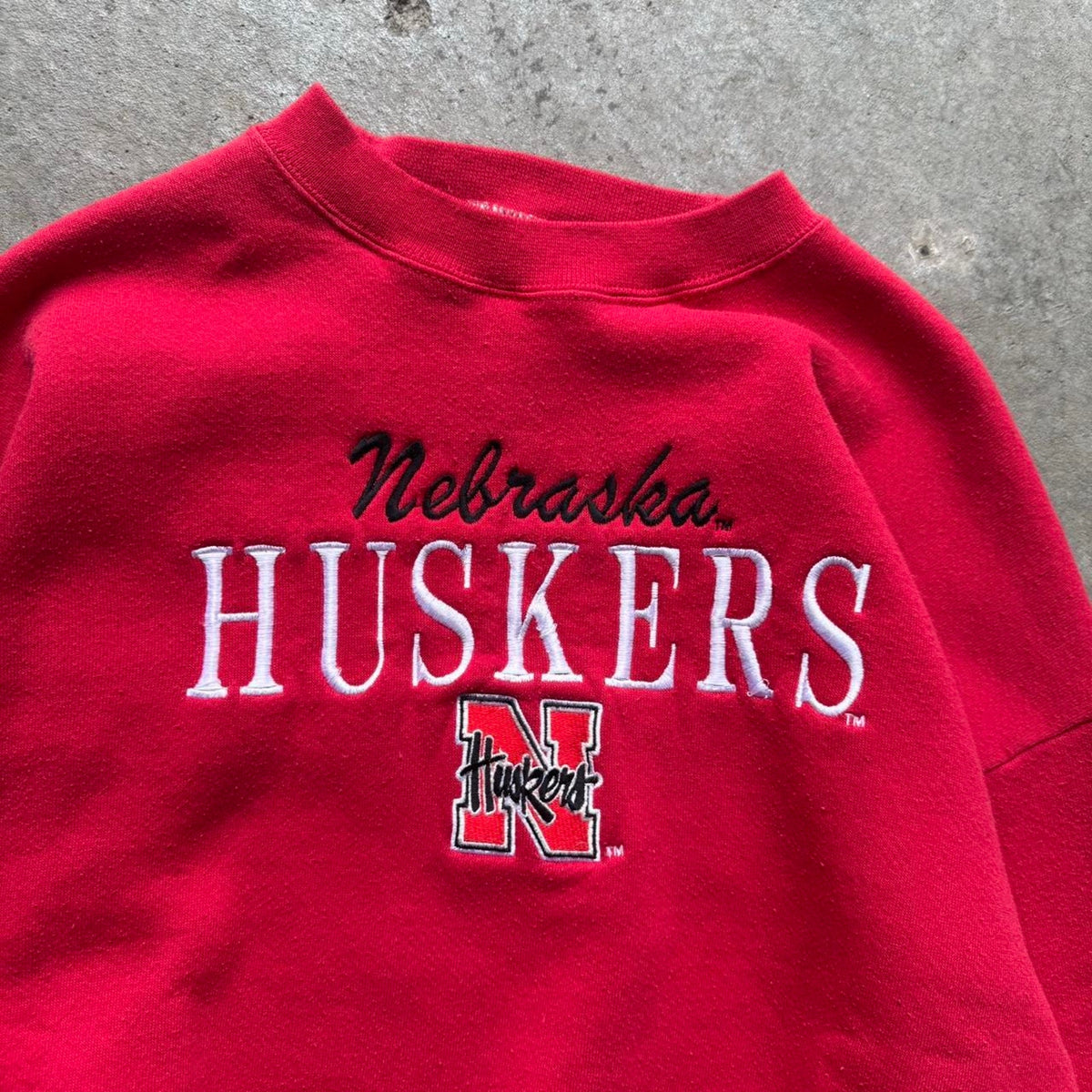 Vintage 90s Nebraska Huskers Embroidered Crewneck - X-Large